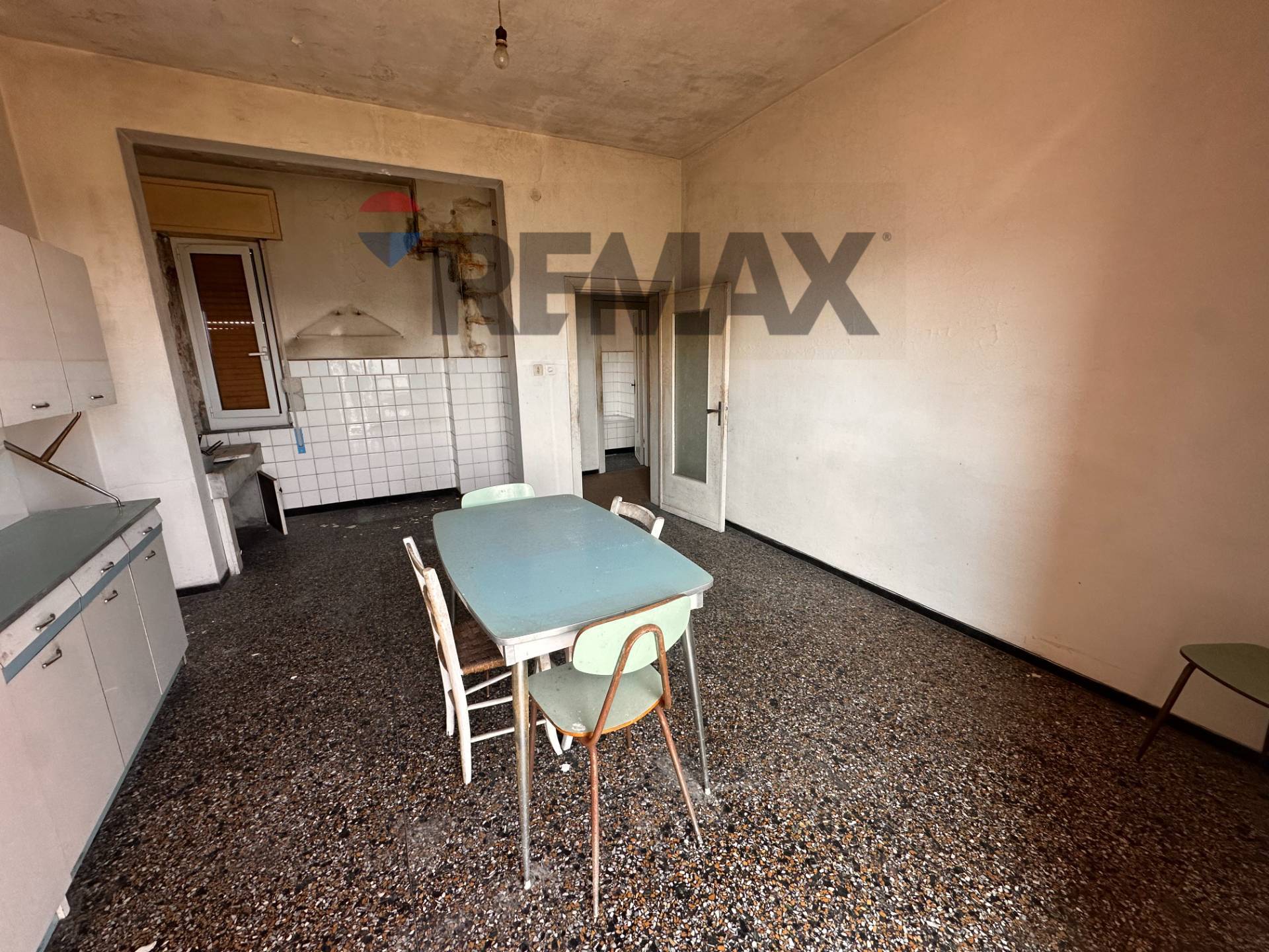 Appartamento in vendita a Quiliano, Cadibona