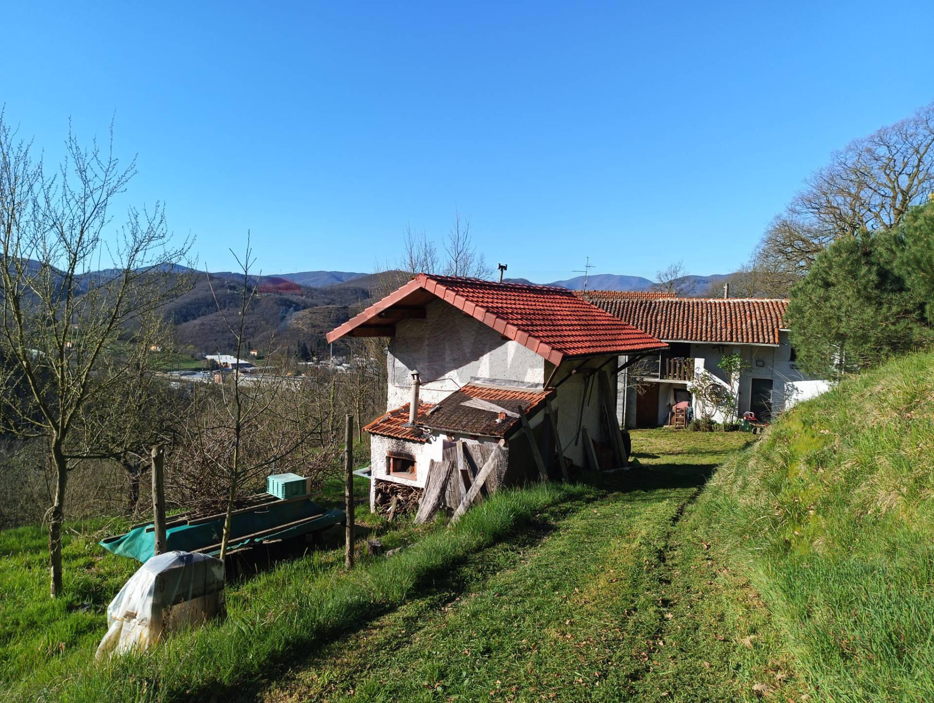 Casa Semindipendente in vendita a Altare