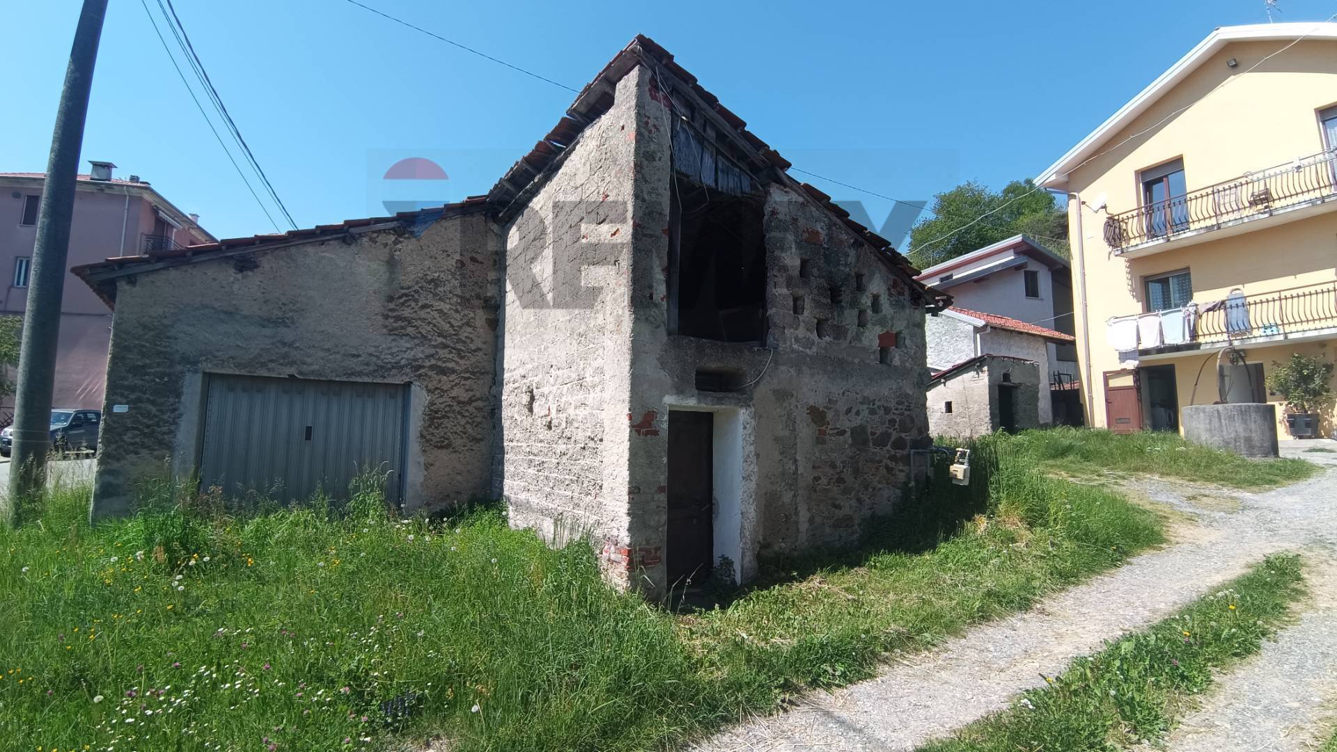 Casa Semindipendente in vendita a Pallare