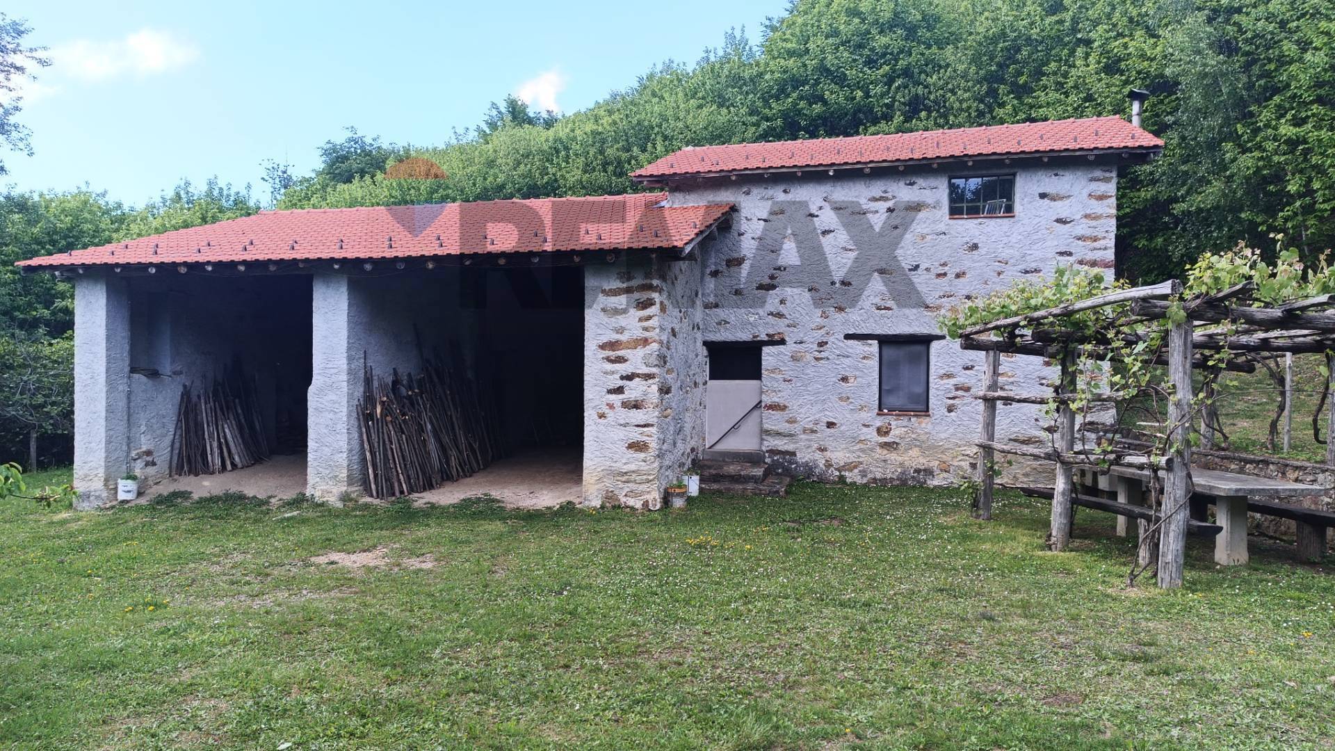 Cascina/Casale in vendita a Bormida