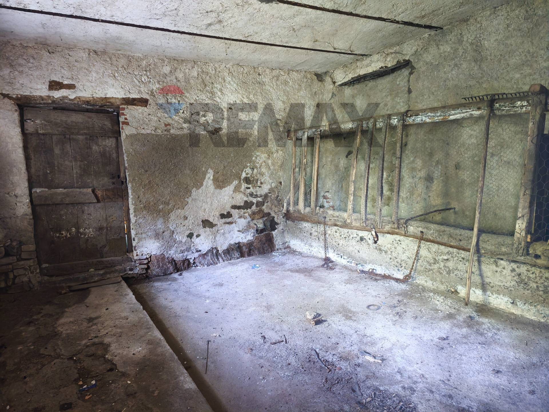 Casa Semindipendente in vendita a Murialdo, Piano