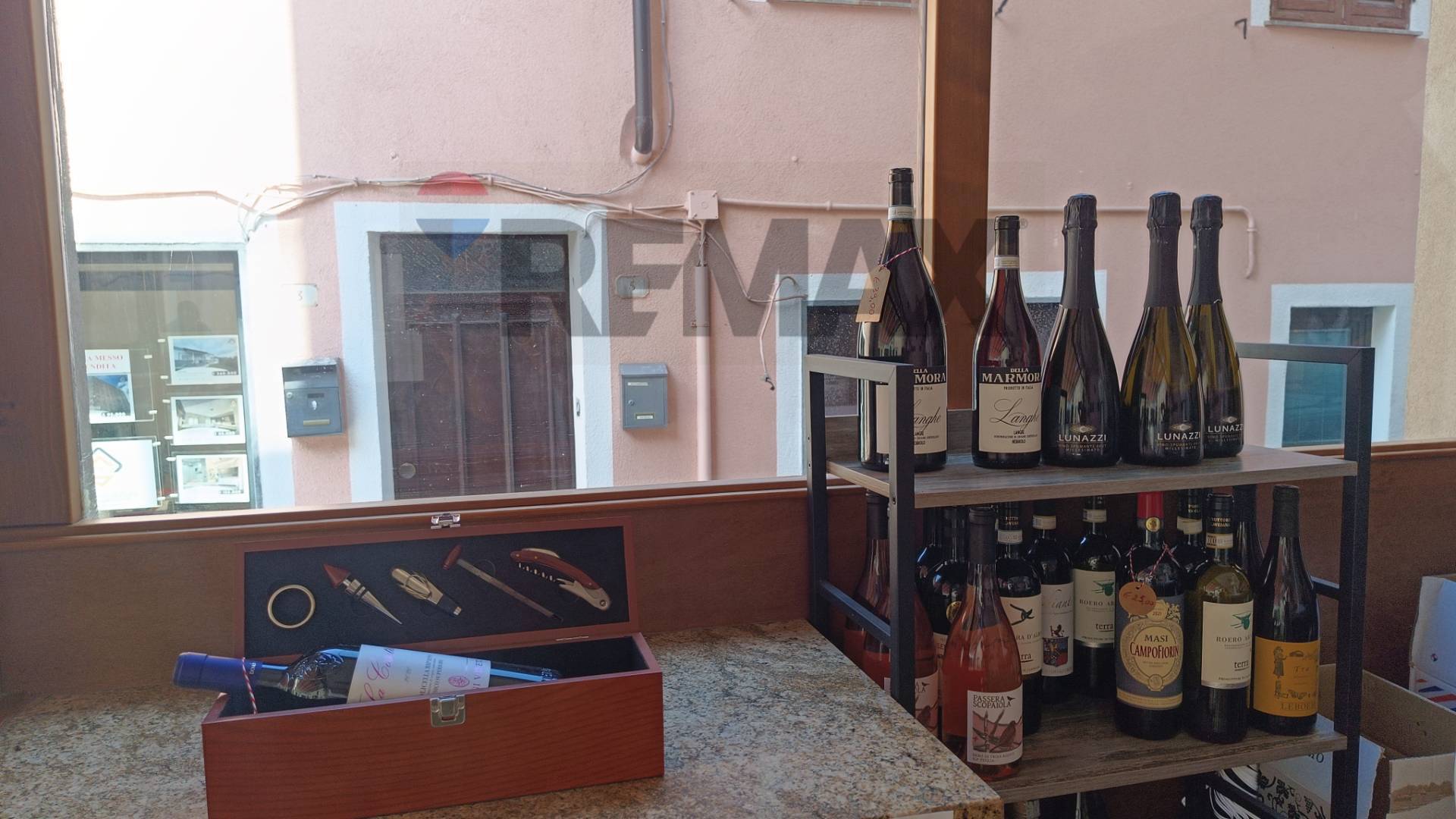 Bar in vendita a Cairo Montenotte