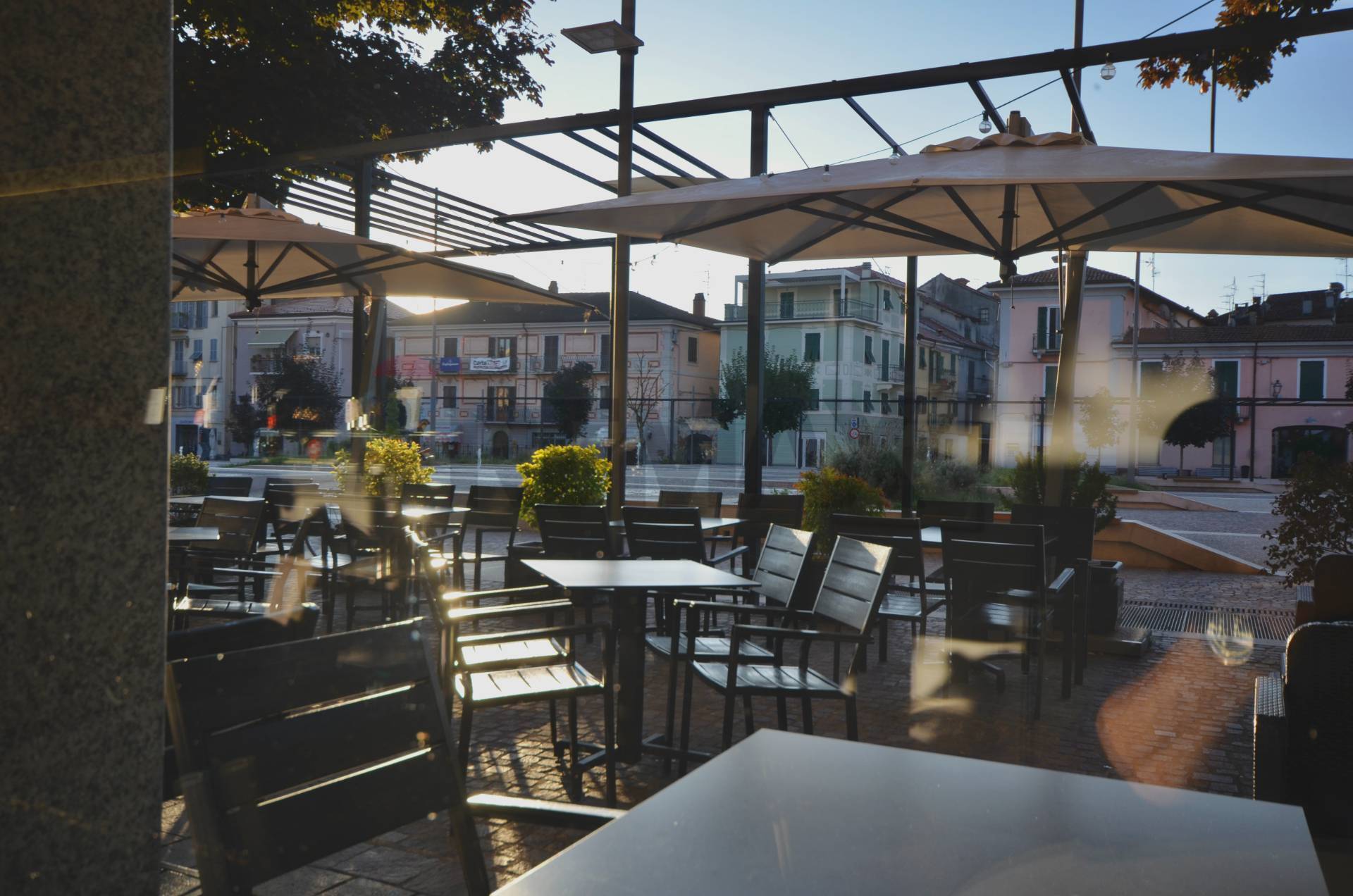 Bar in vendita a Cairo Montenotte, Centro