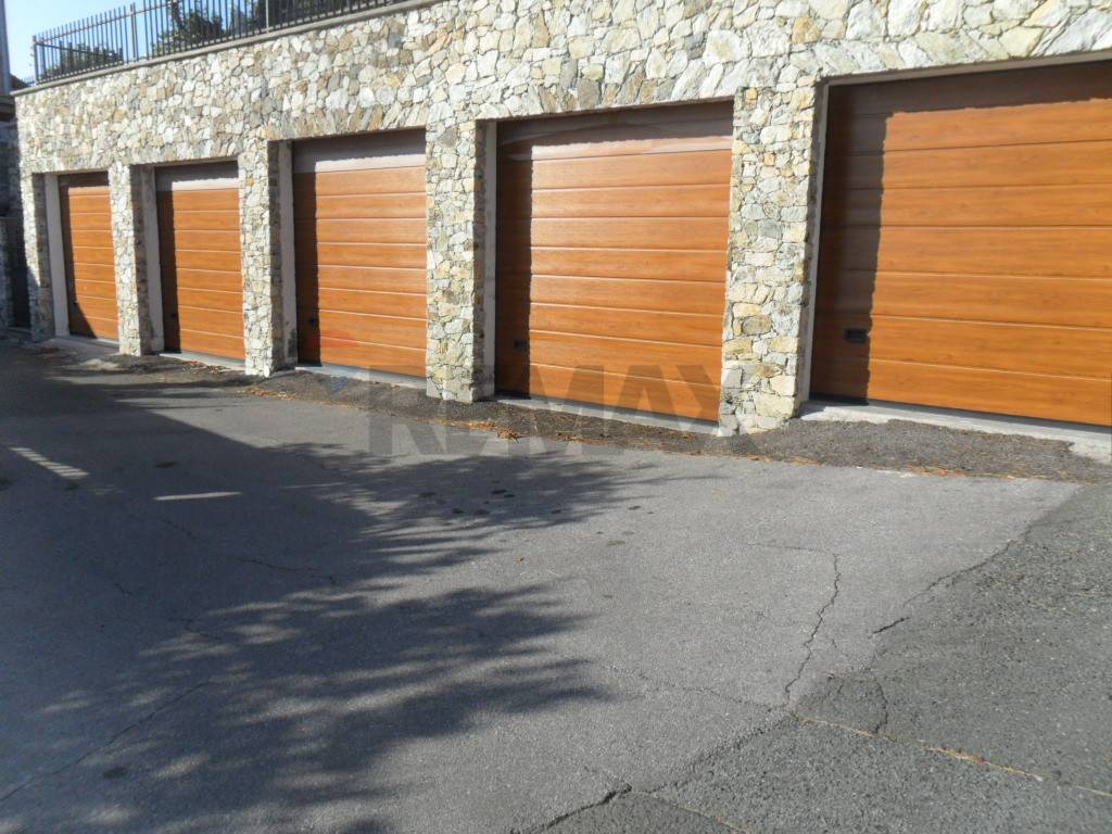 Garage/Box in vendita a Varazze