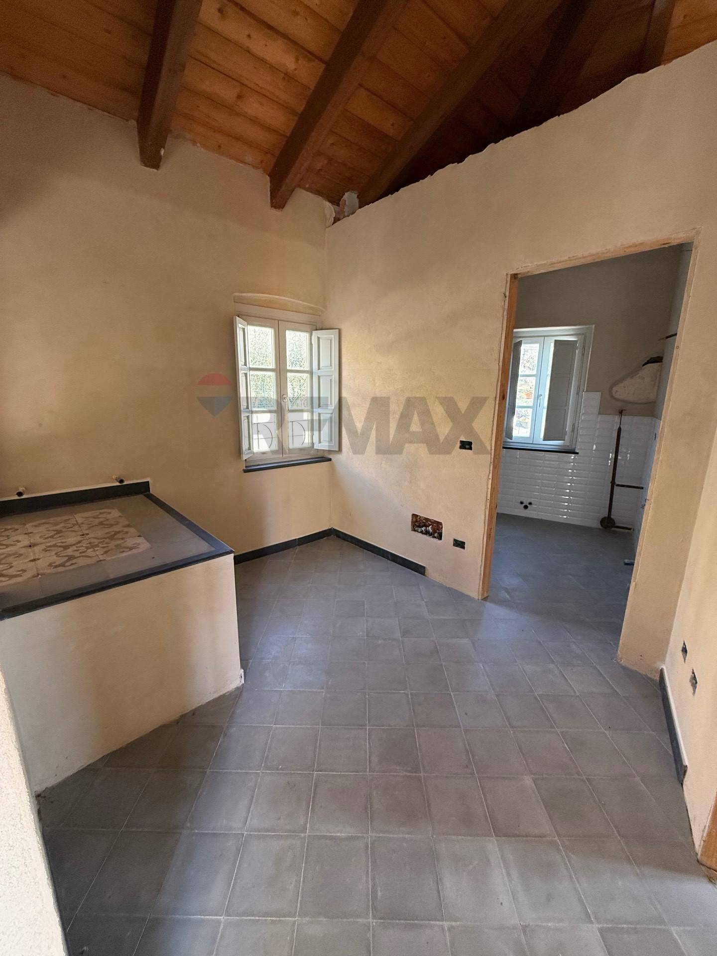 Porzione di casa in vendita a Tovo San Giacomo, Briffi