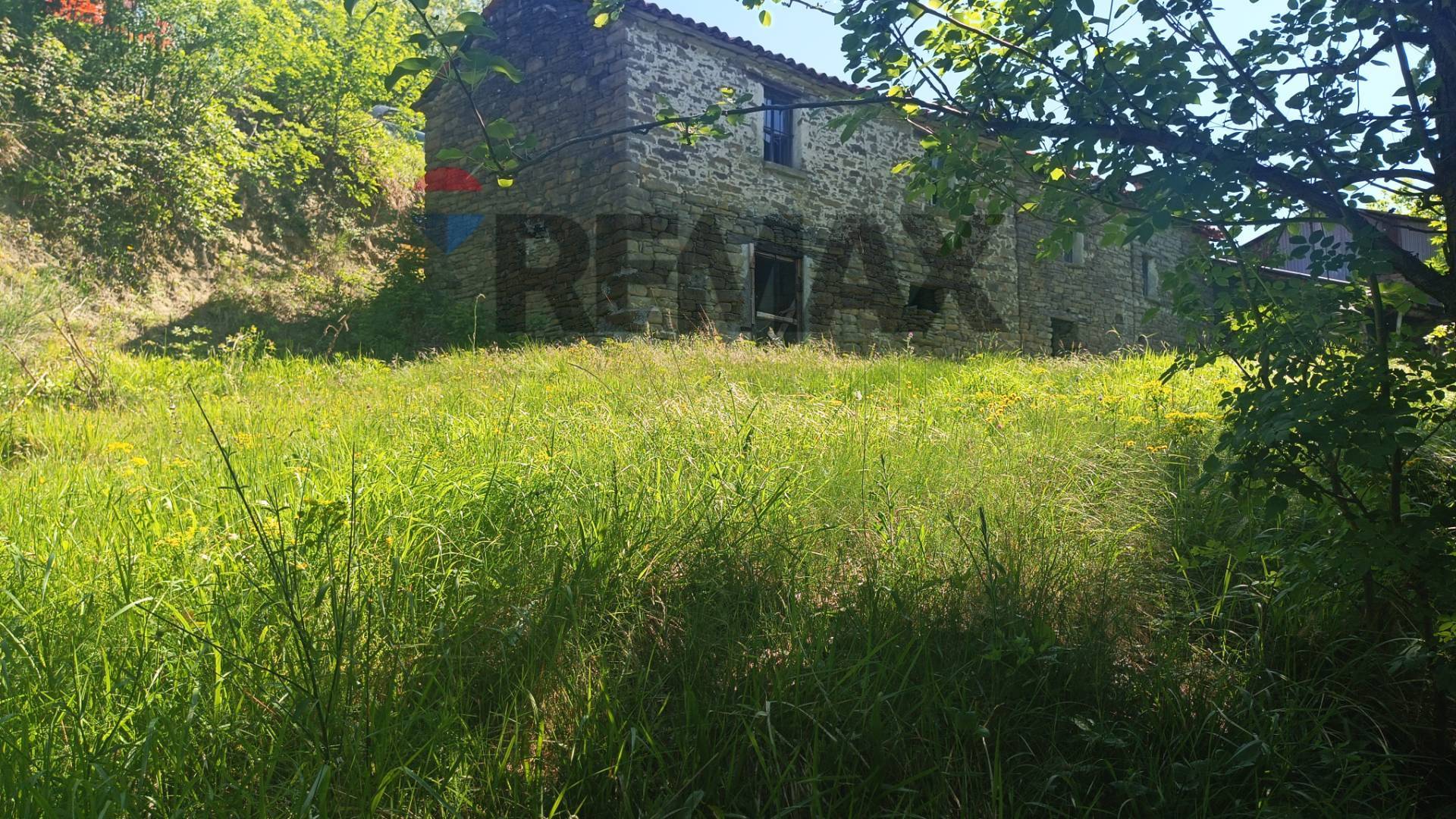 Cascina/Casale in vendita a Cairo Montenotte