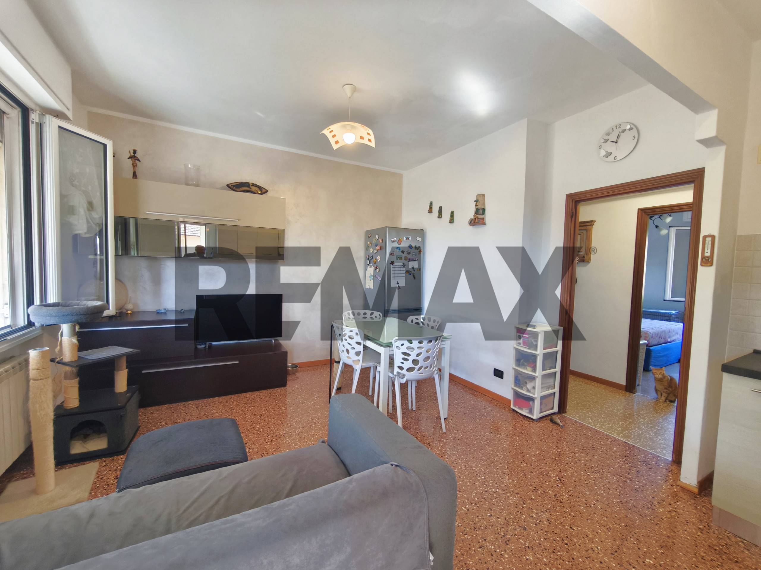 Appartamento in vendita a Vado Ligure