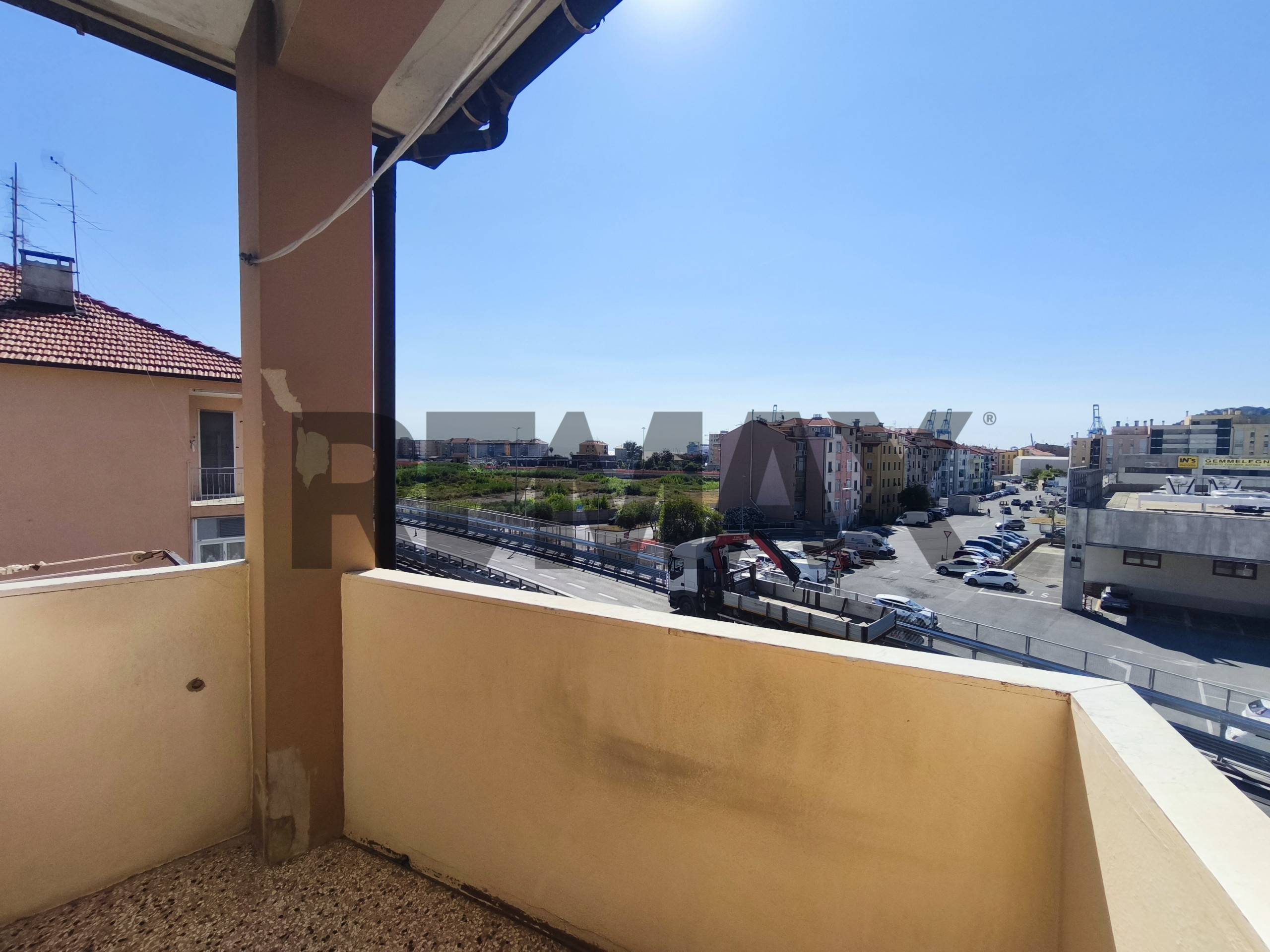 Appartamento in vendita a Vado Ligure