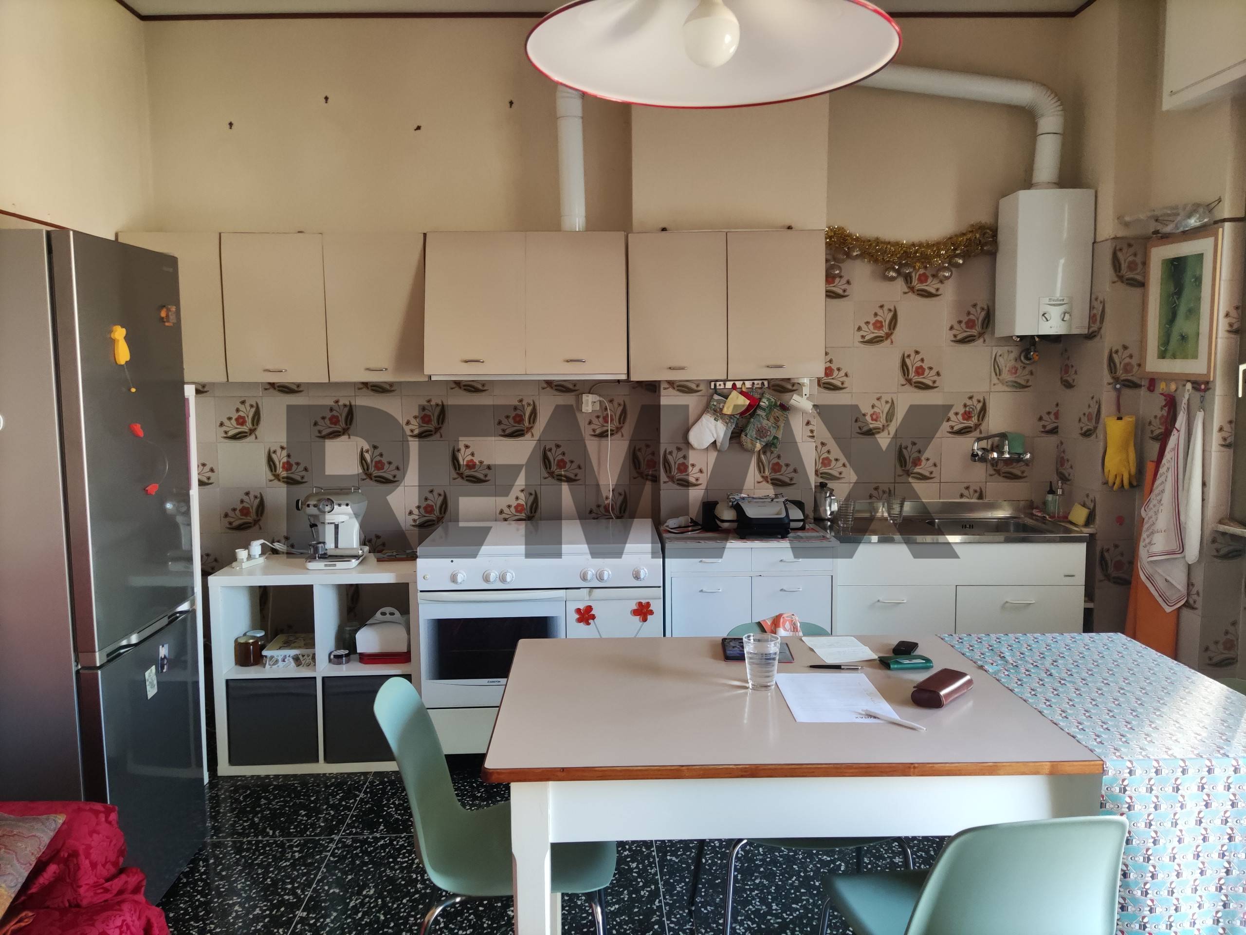 Appartamento in vendita a Savona, Lavagnola