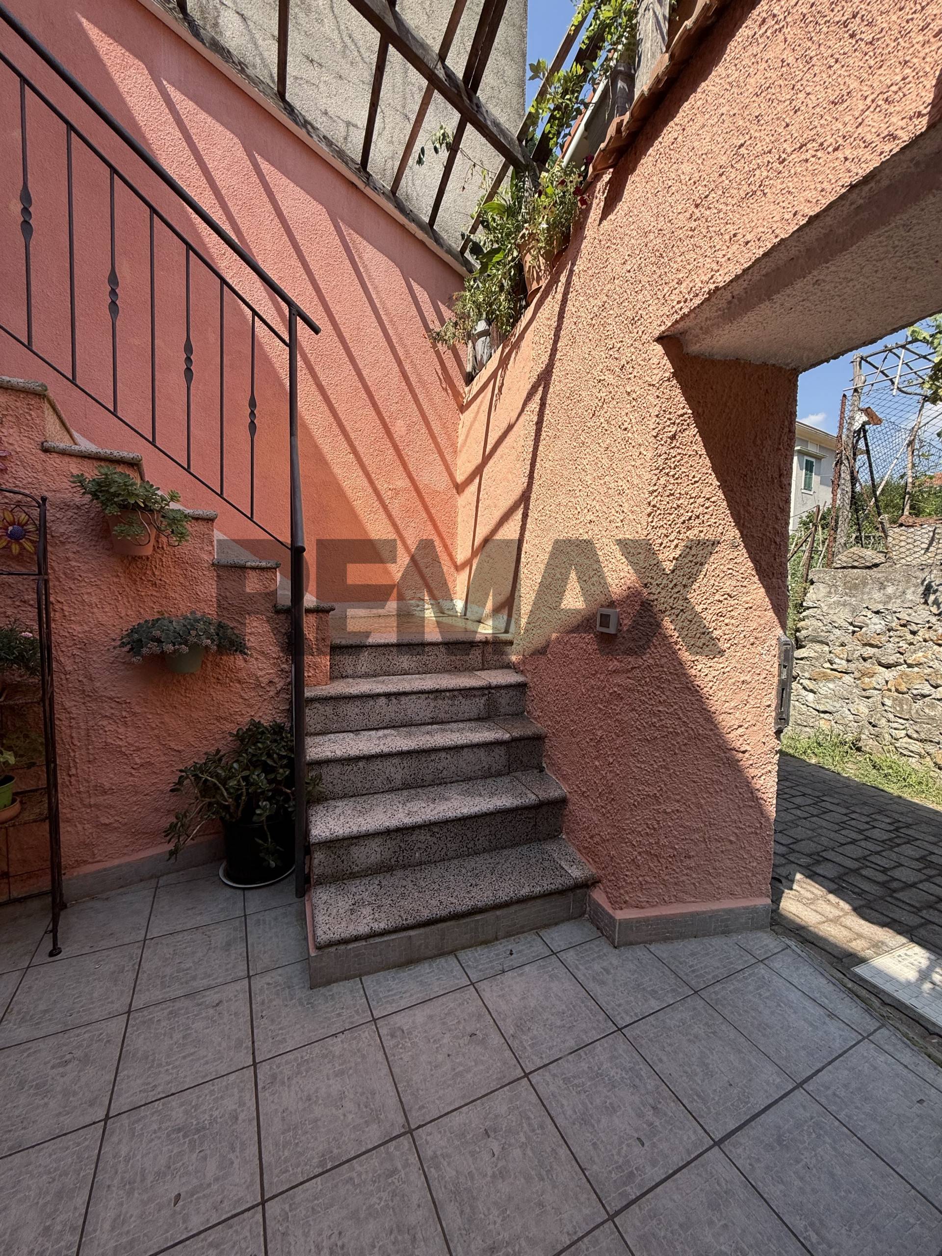 Casa Semindipendente in vendita a Tovo San Giacomo, Boragni