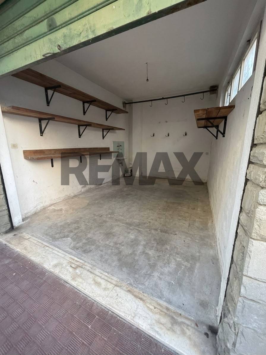Garage/Box in vendita a Savona, Fornaci