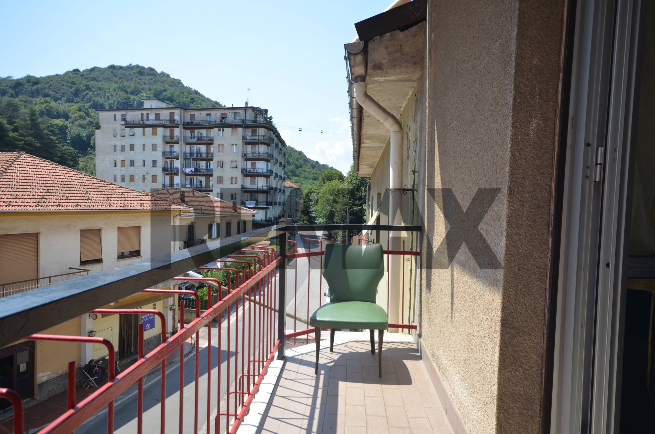 Appartamento in vendita a Cairo Montenotte, Ferrania