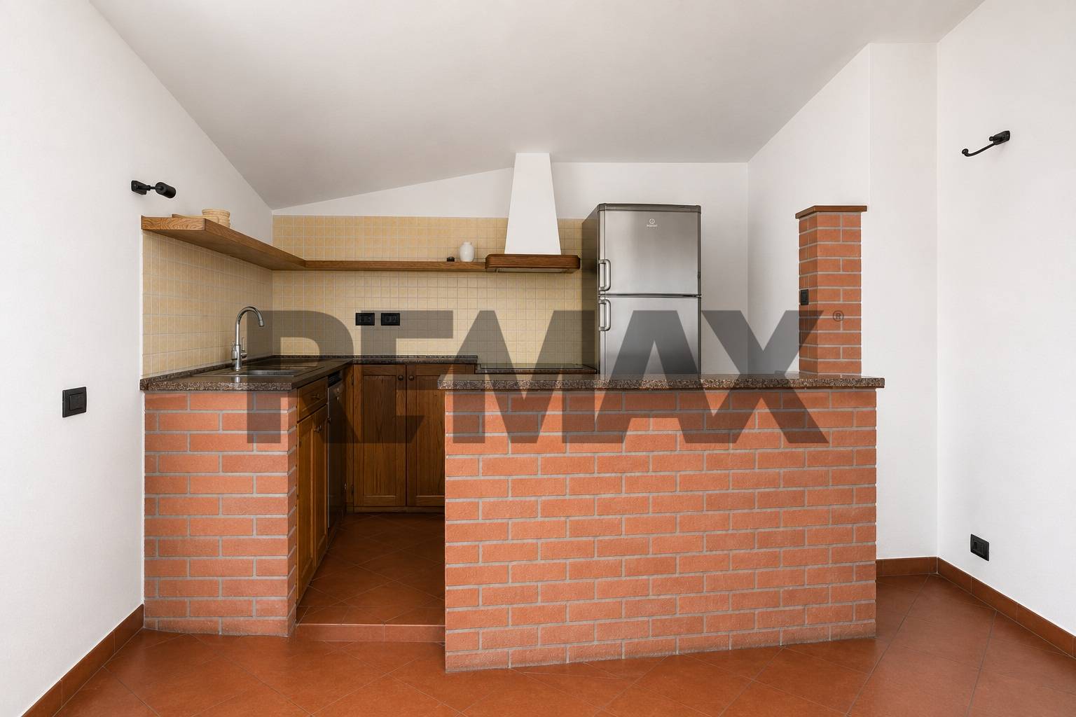 Casa Indipendente in vendita a Millesimo