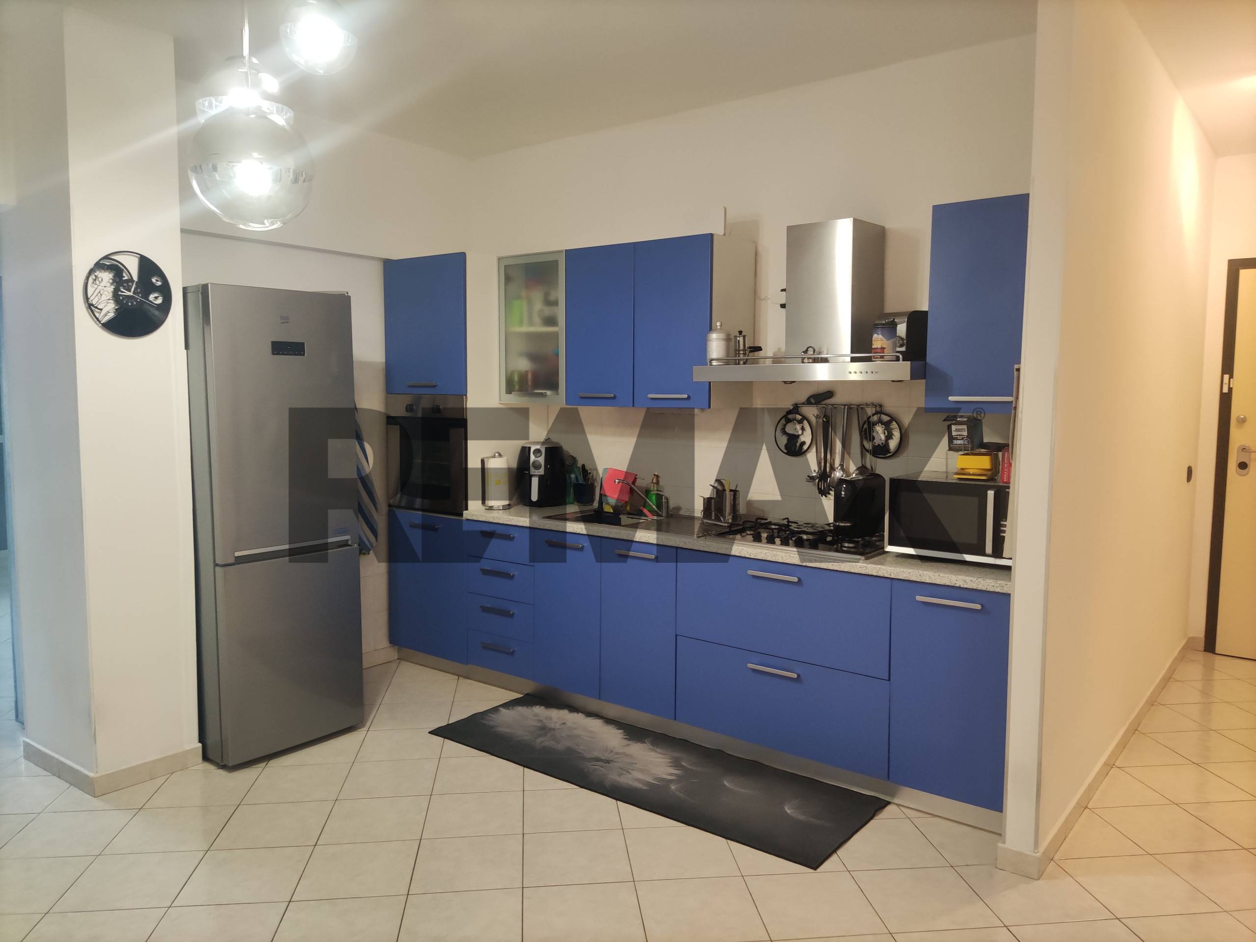 Appartamento in vendita a Savona, Lavagnola