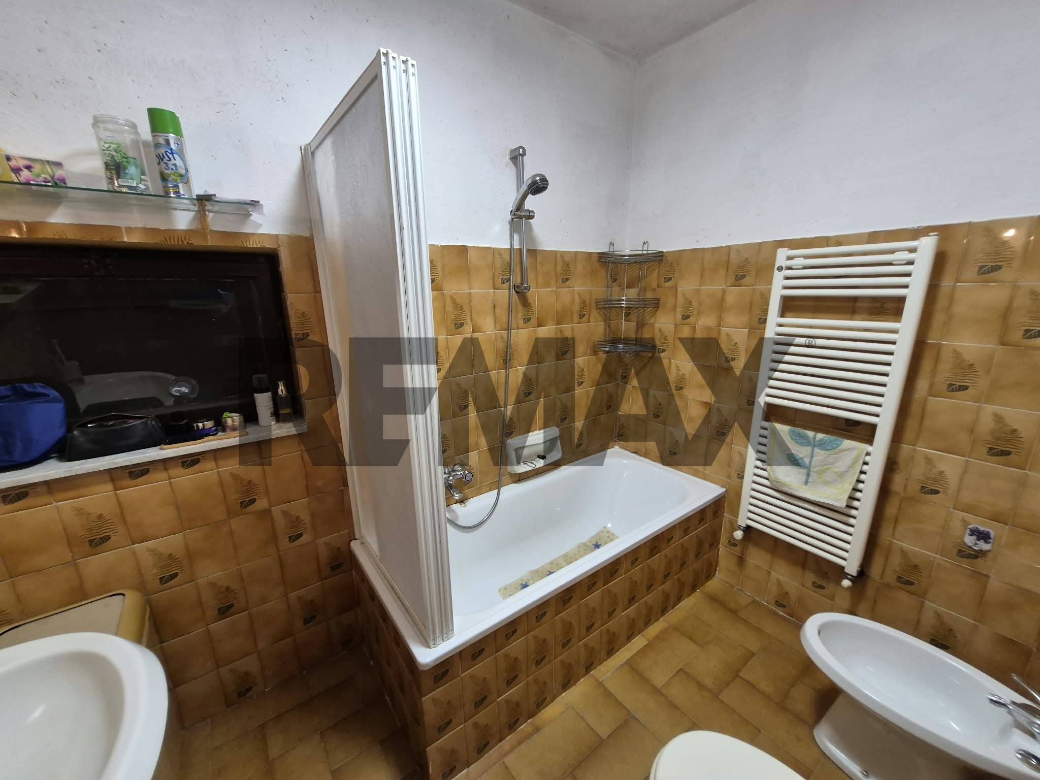 Casa Indipendente in vendita a Cairo Montenotte, Ferrania