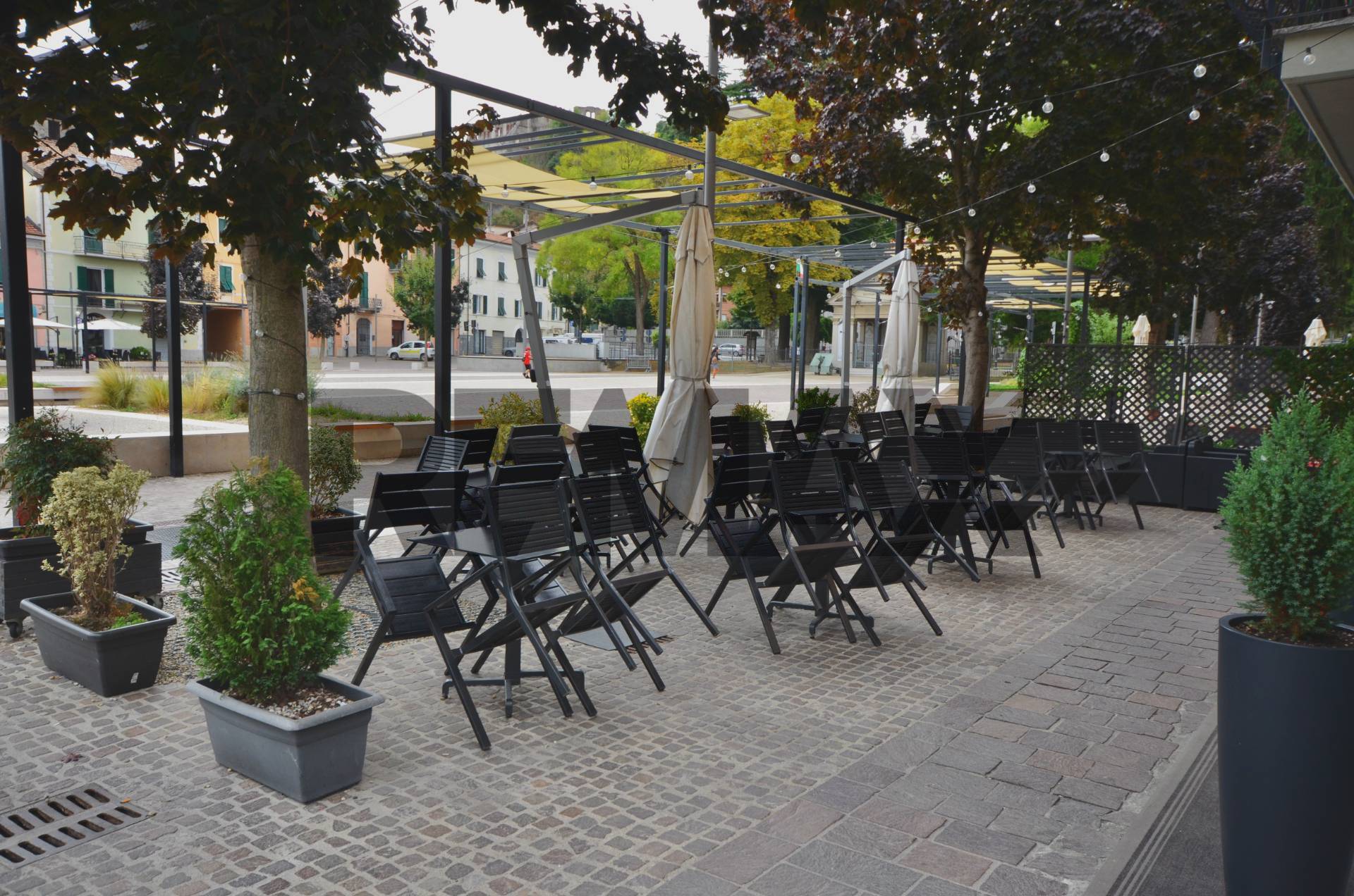 Bar in vendita a Cairo Montenotte, Centro