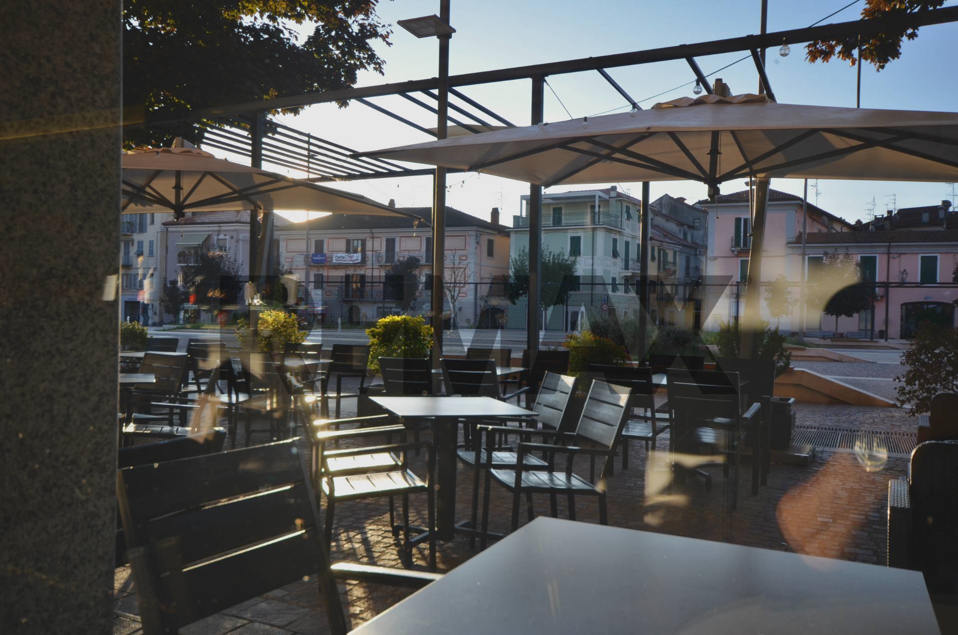 Bar in vendita a Cairo Montenotte, Centro