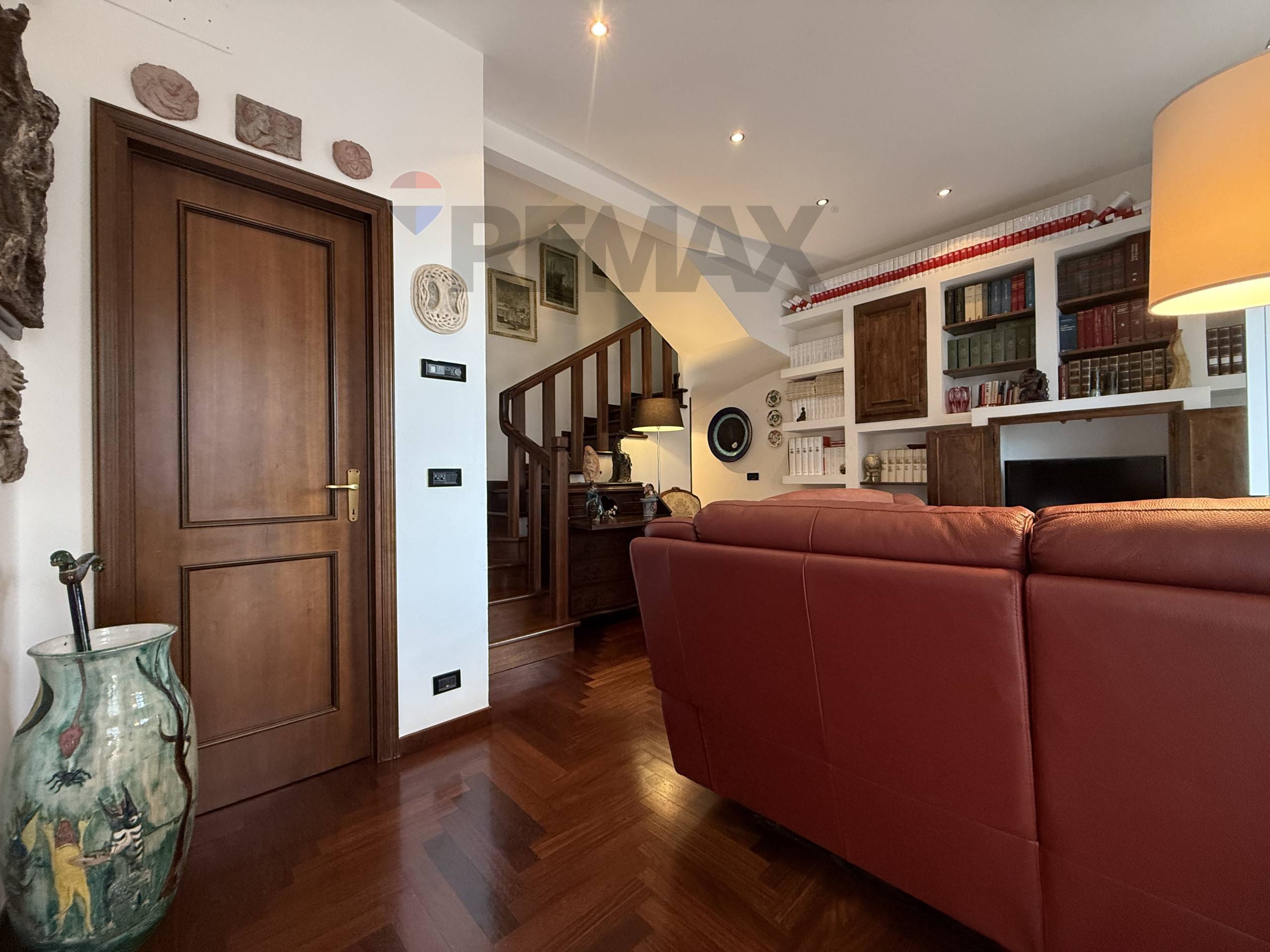 Porzione di casa in vendita a Savona, Mongrifone
