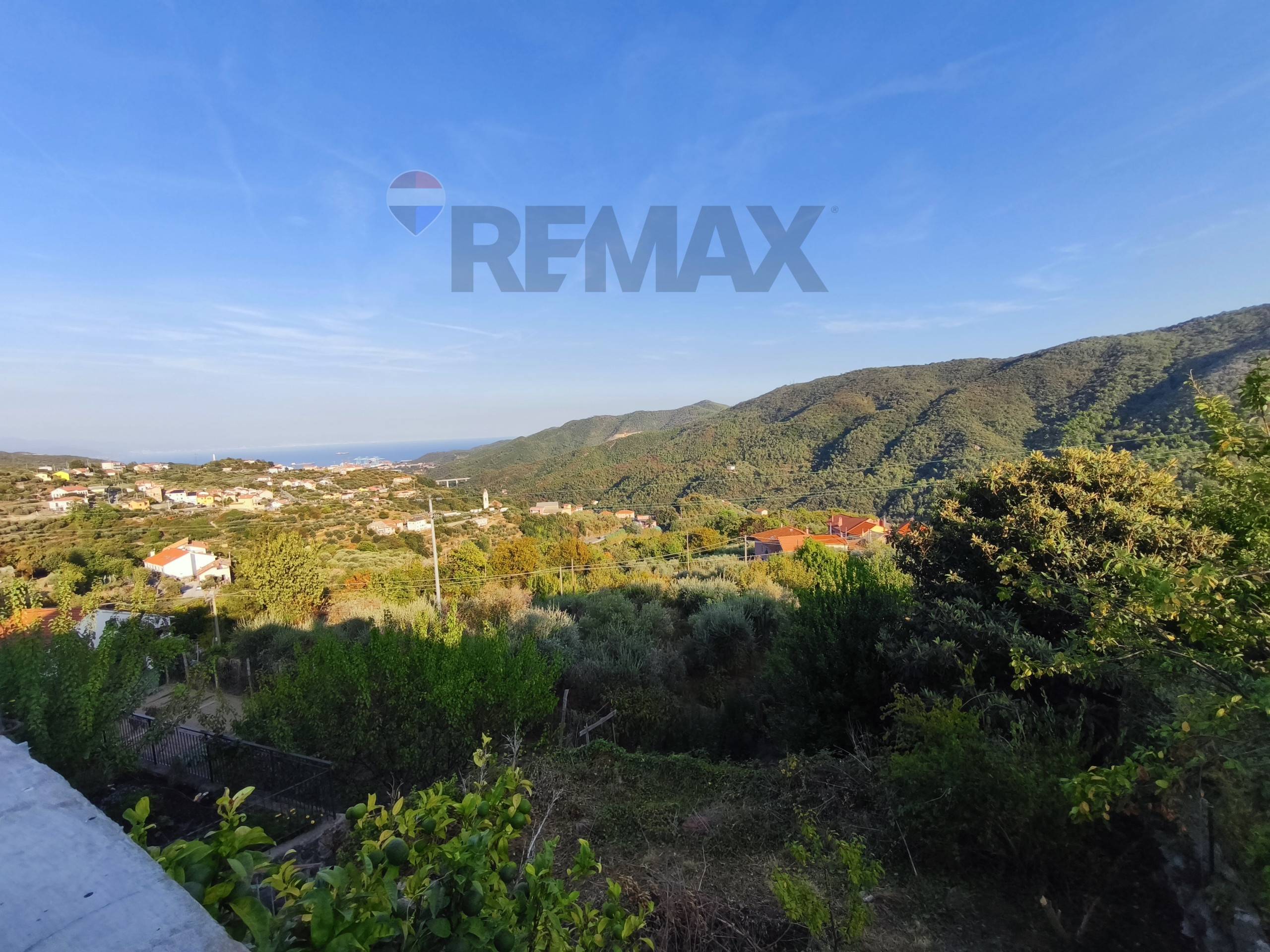 Rustico in vendita a Vado Ligure