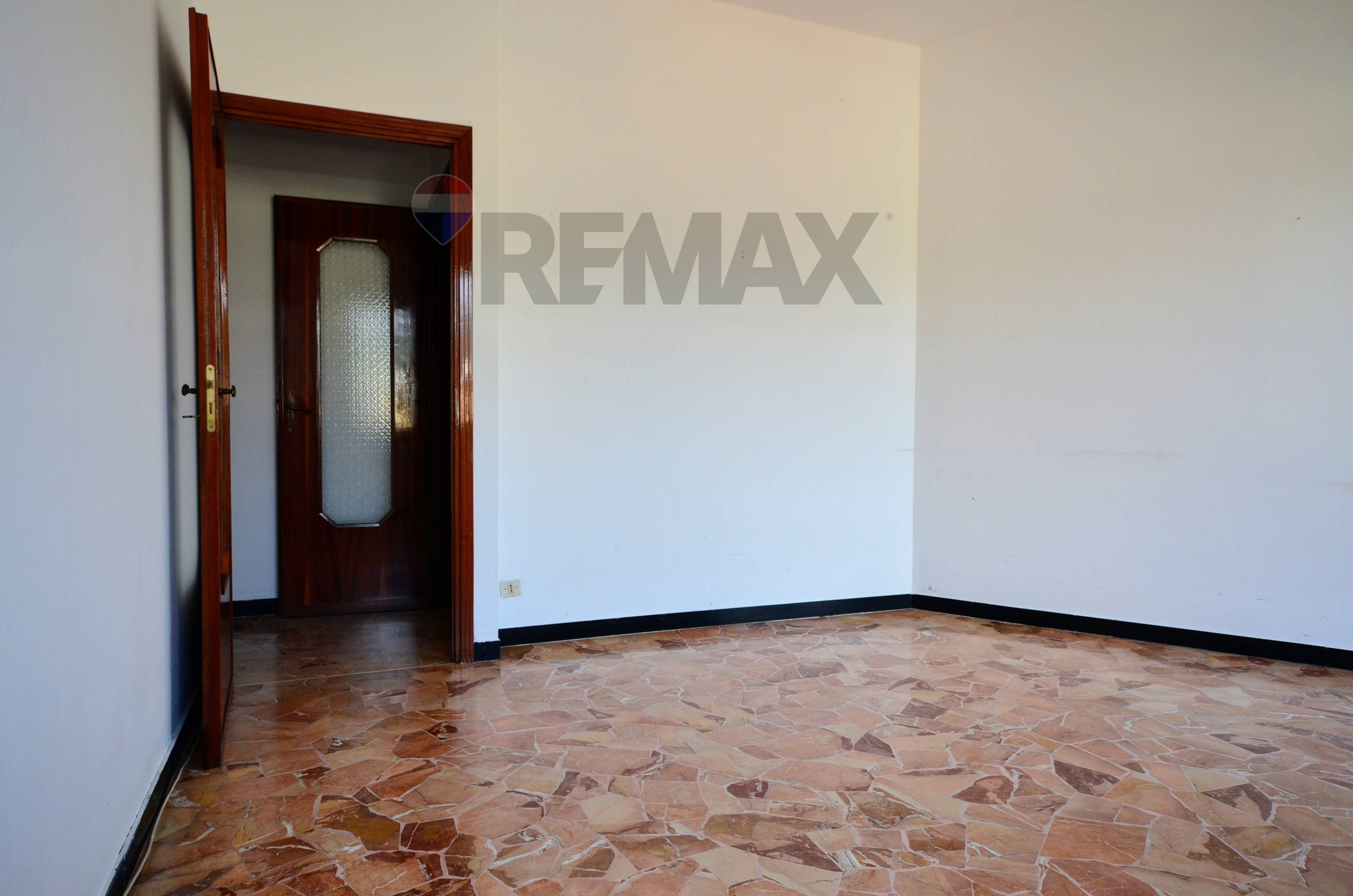 Appartamento in vendita a Savona, La Rusca