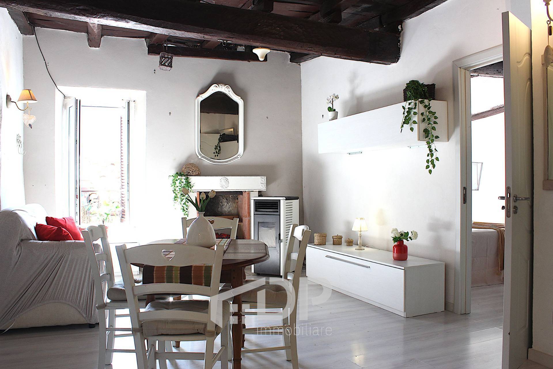 Appartamento in vendita a Palombara Sabina, Centro Storico