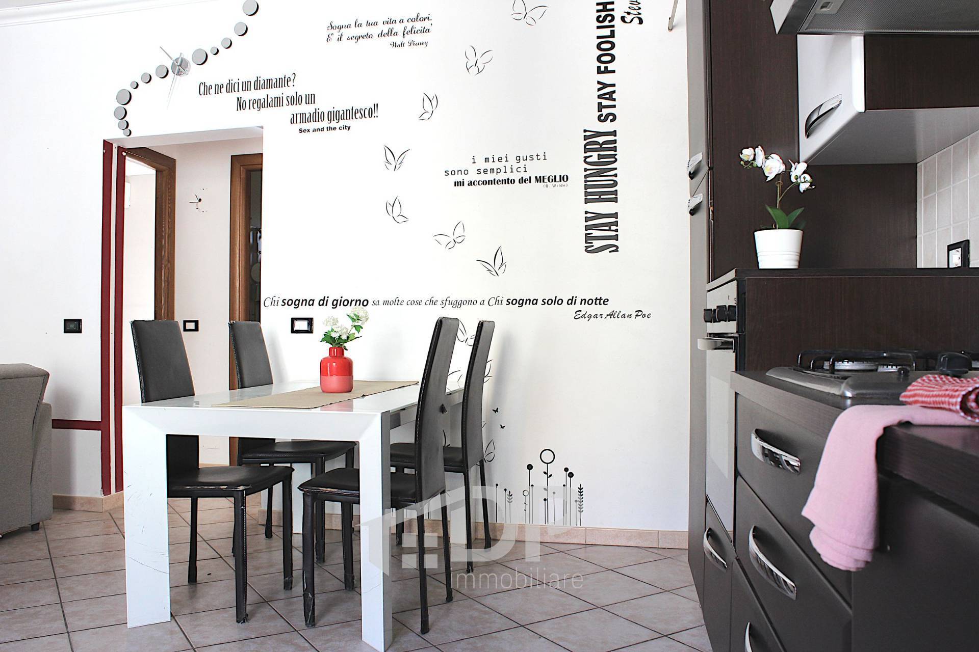 Appartamento in vendita a Palombara Sabina, Semicentrale