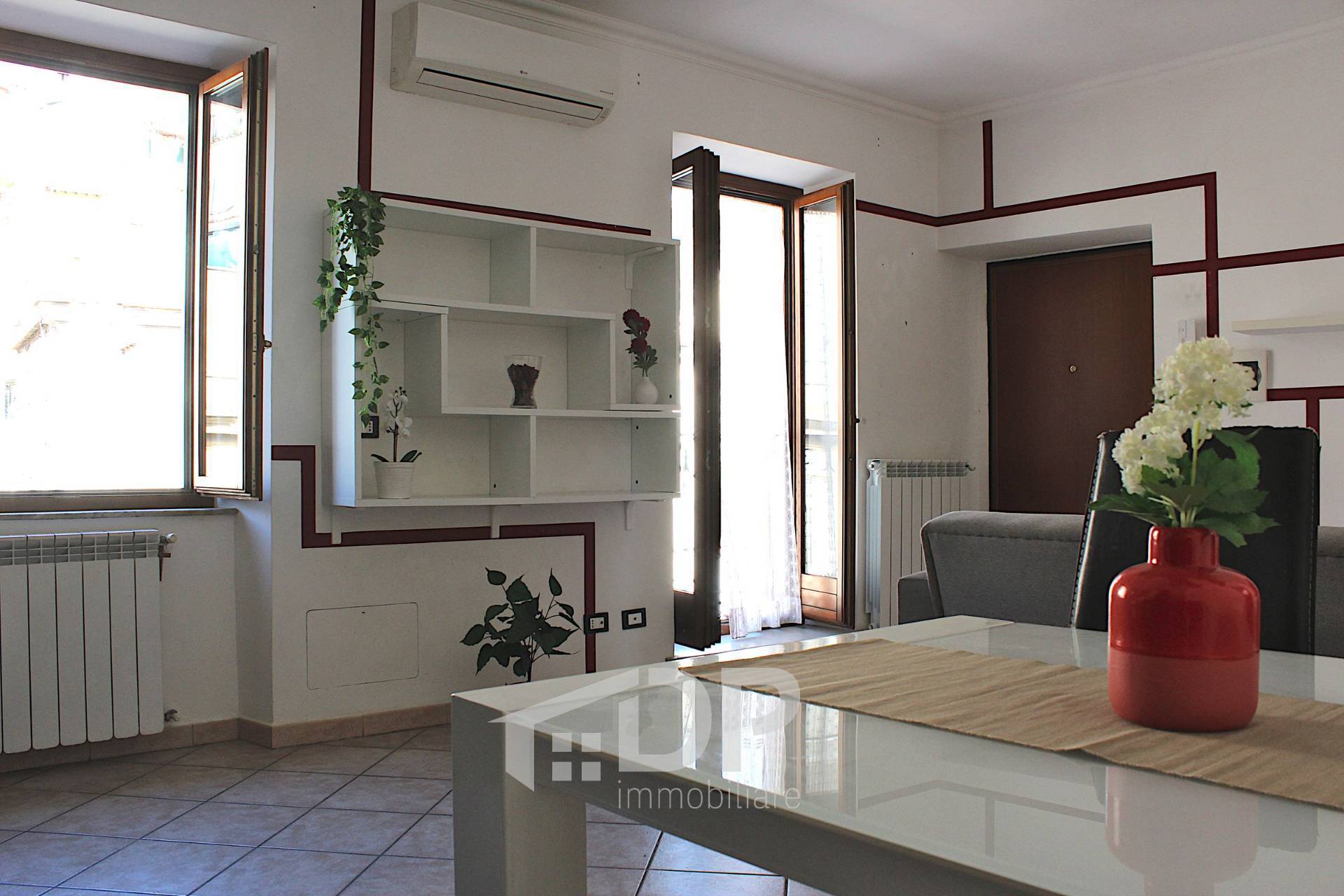 Appartamento in vendita a Palombara Sabina, Semicentrale