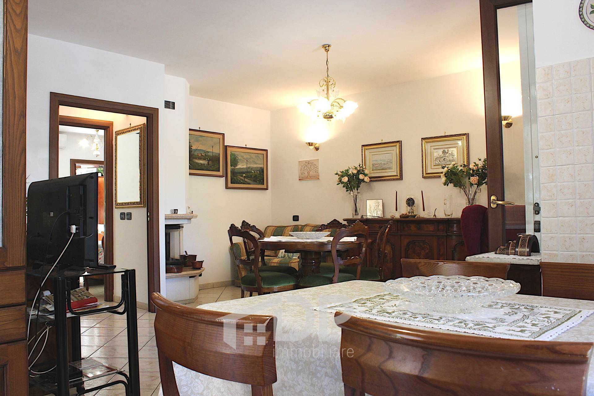 Appartamento in vendita a Palombara Sabina, Semicentrale