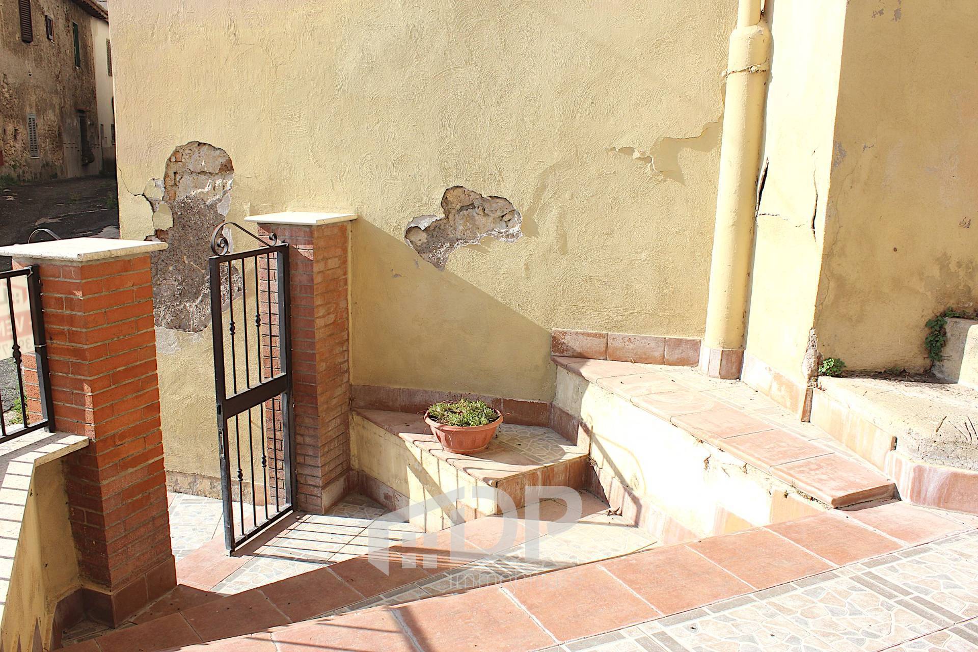 Appartamento in vendita a Palombara Sabina, Semicentrale