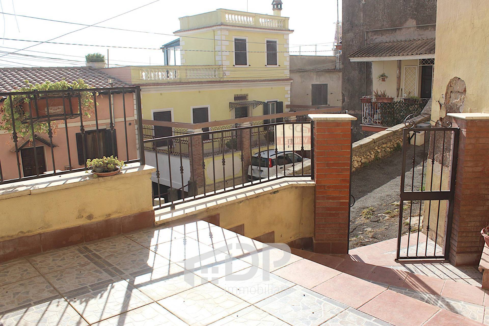 Appartamento in vendita a Palombara Sabina, Semicentrale