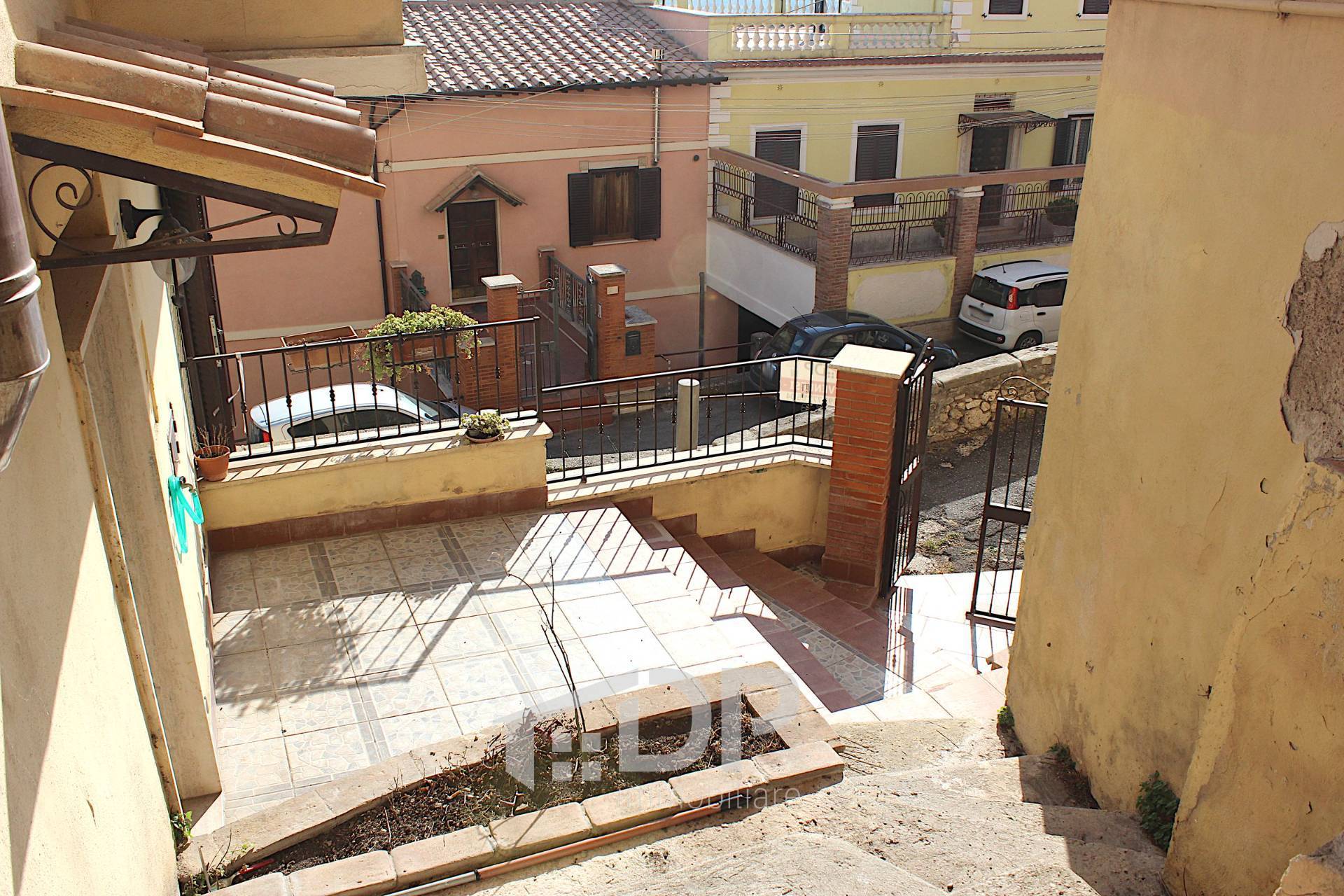 Appartamento in vendita a Palombara Sabina, Semicentrale