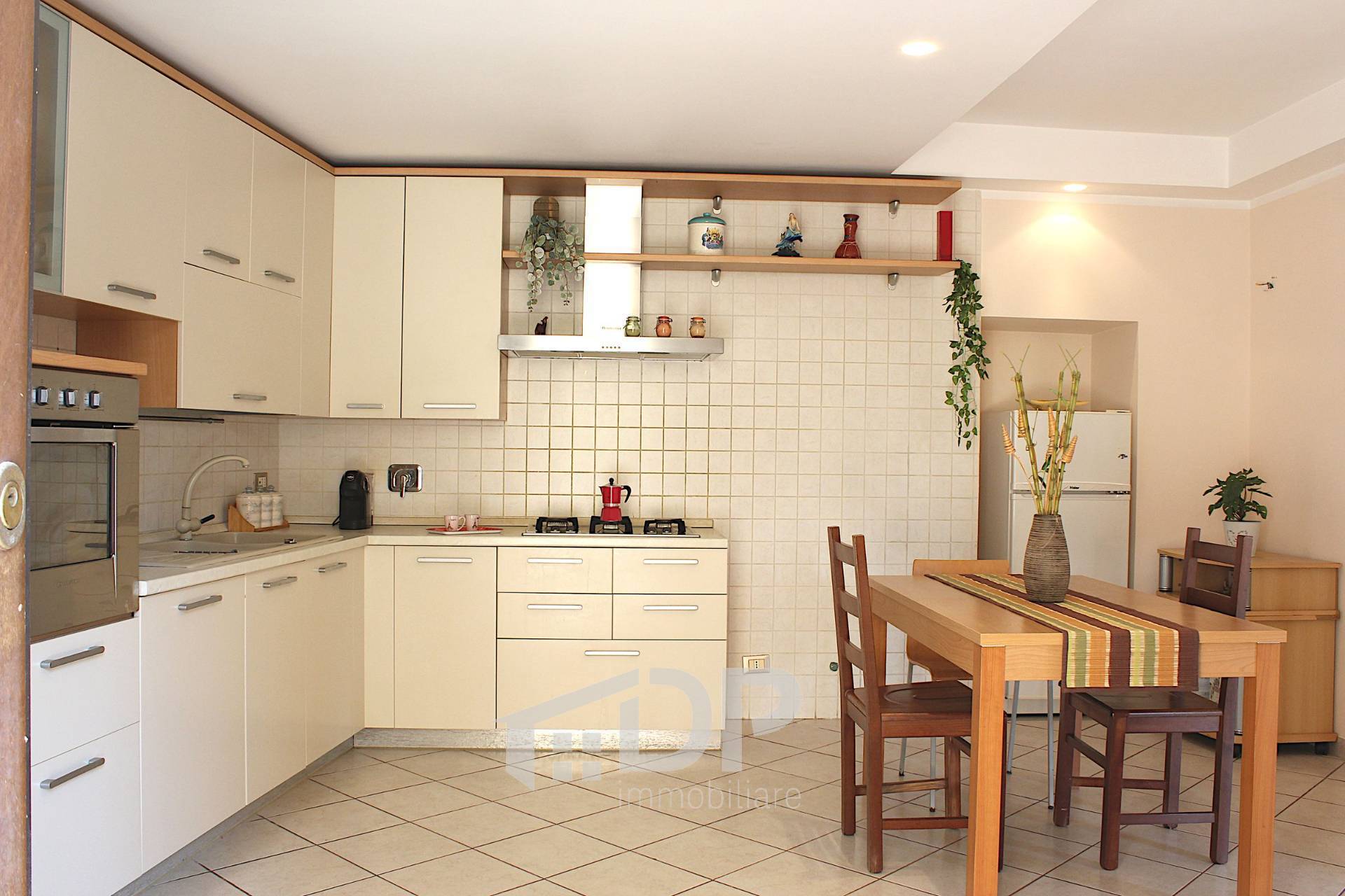 Appartamento in vendita a Palombara Sabina, Semicentrale