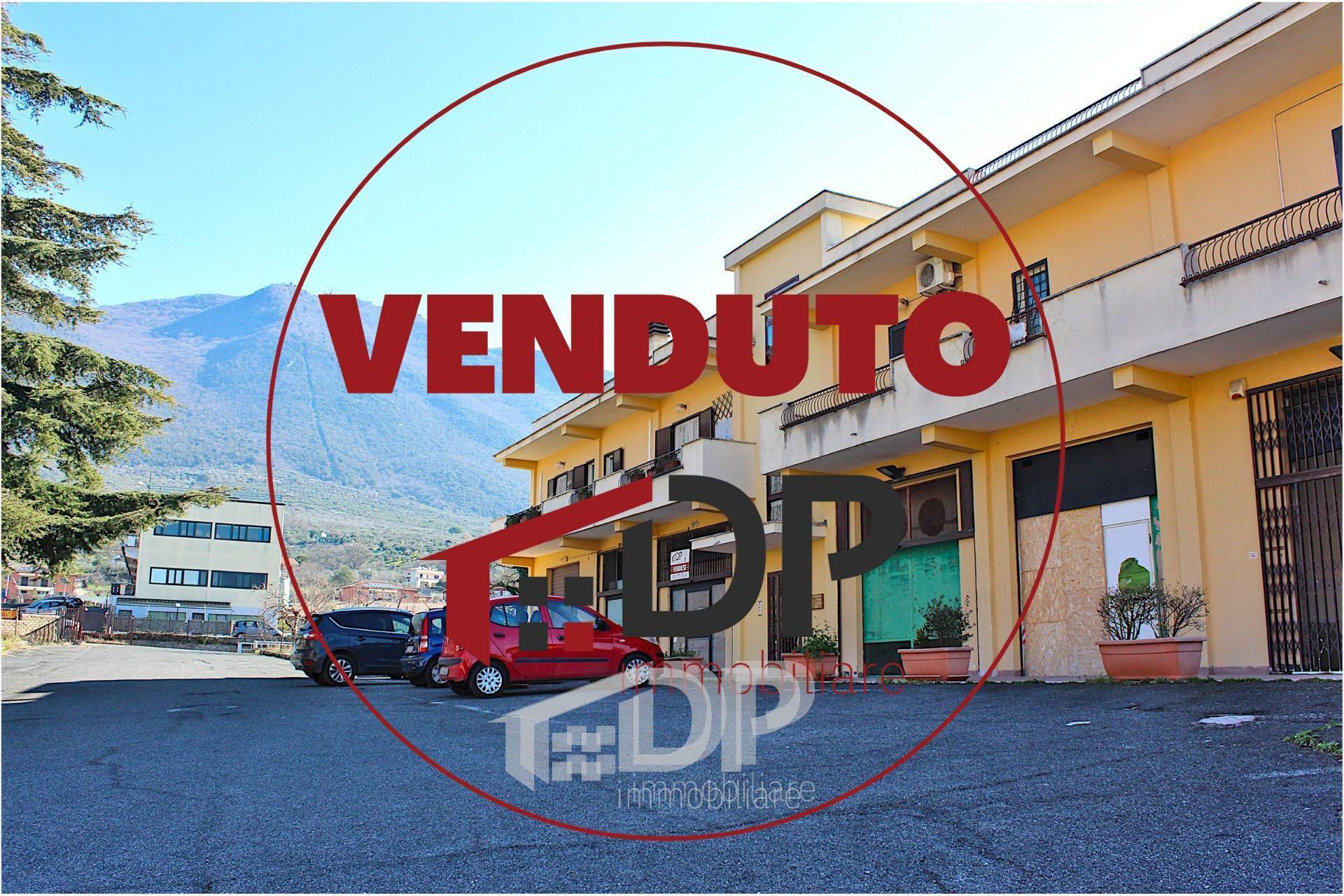 Locale commerciale in vendita a Palombara Sabina, Santa Maria