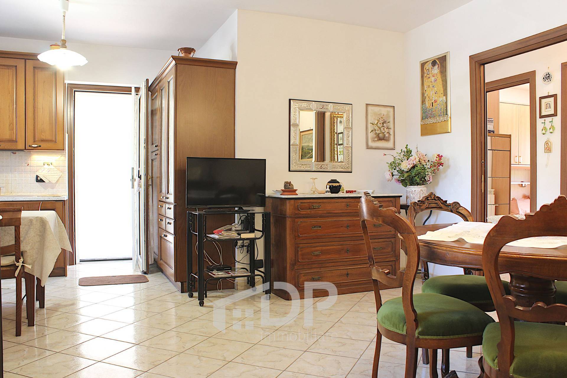 Appartamento in vendita a Palombara Sabina, Semicentrale