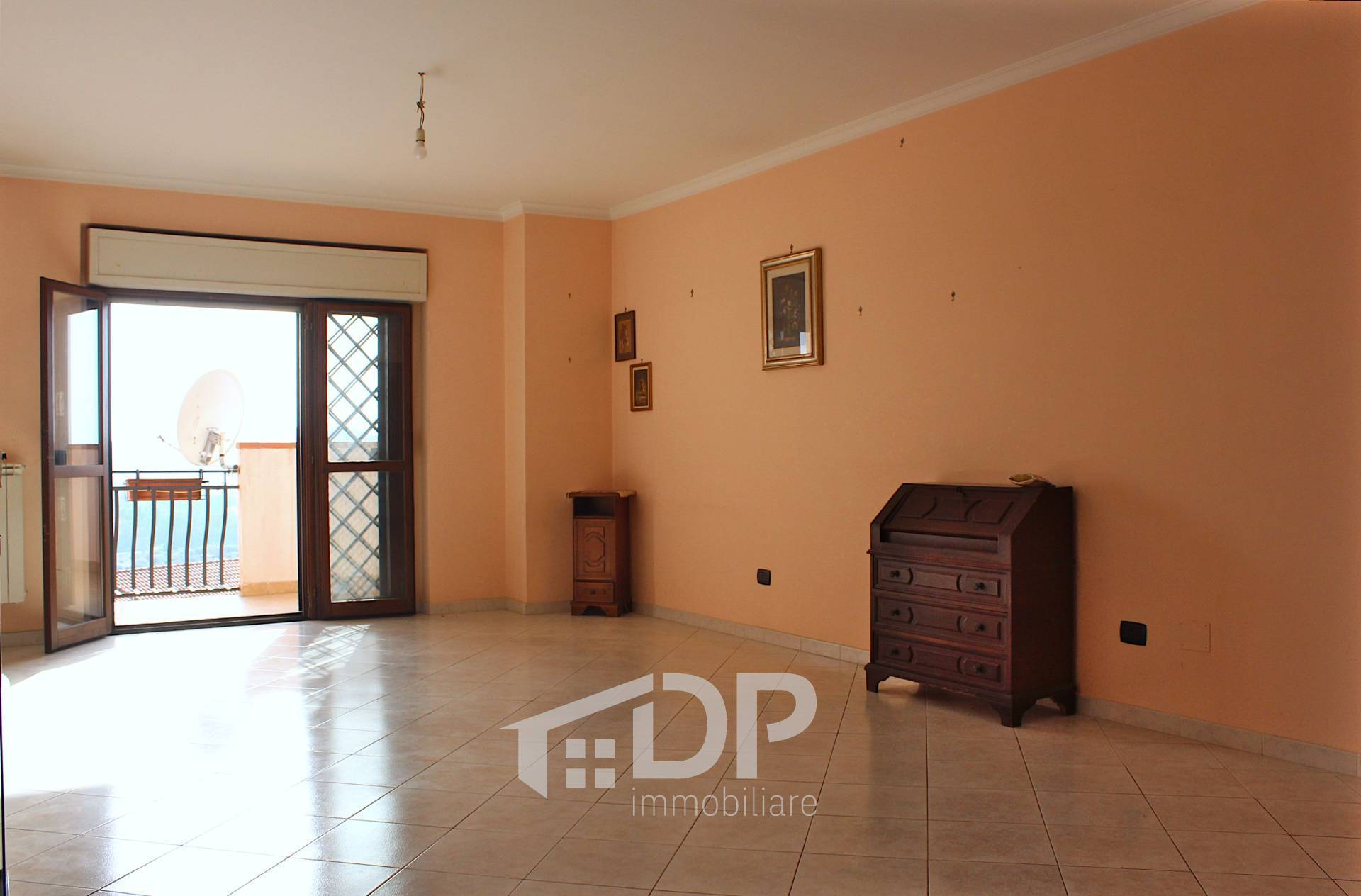 Appartamento in vendita a Palombara Sabina, Semicentrale