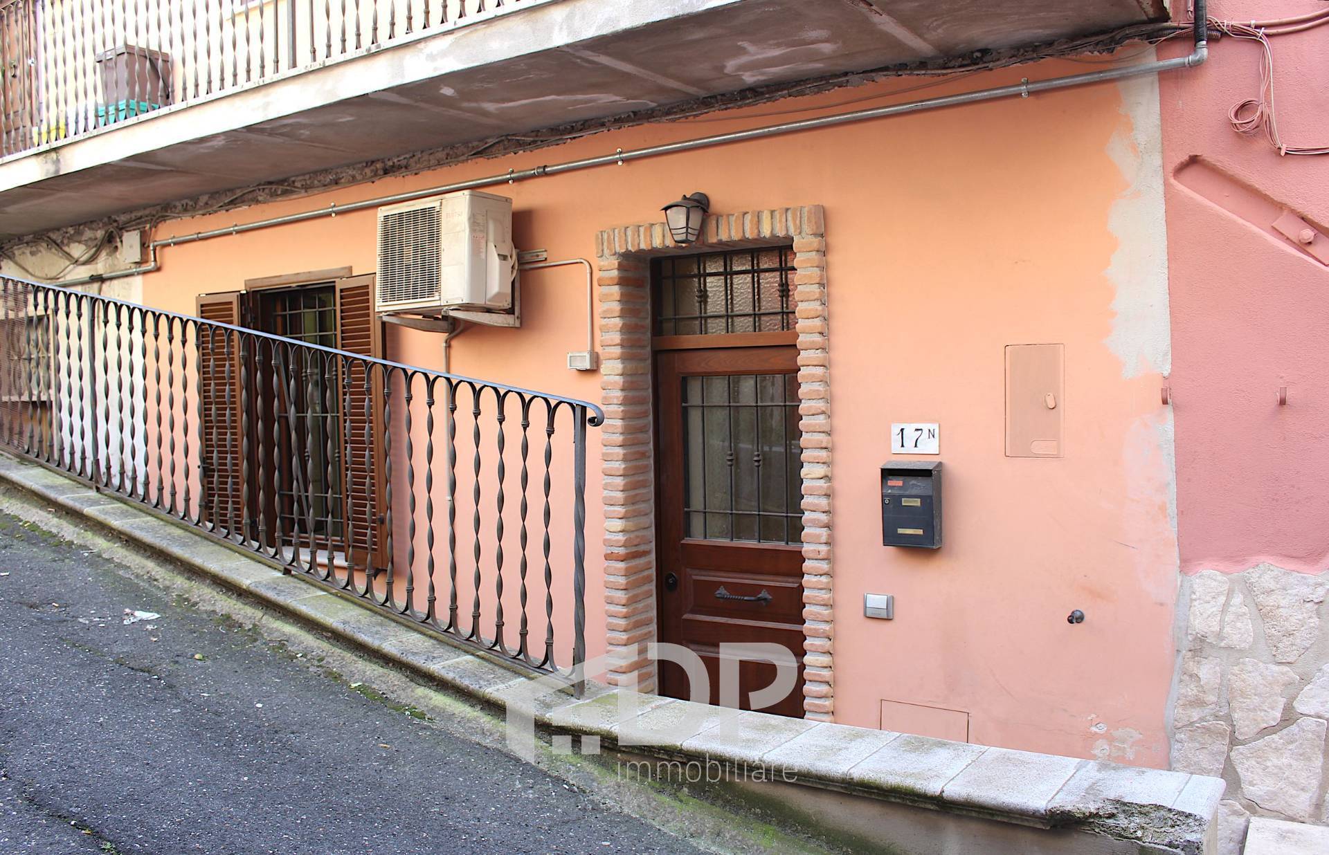 Appartamento in vendita a Palombara Sabina, Semicentrale