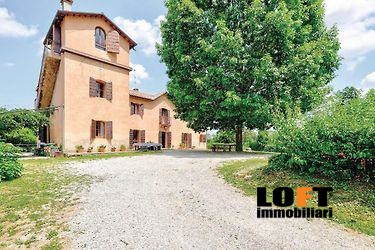 Casa indipendente in affitto a Torreglia