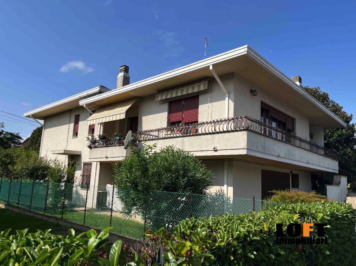 Casa indipendente in vendita a Montegrotto Terme