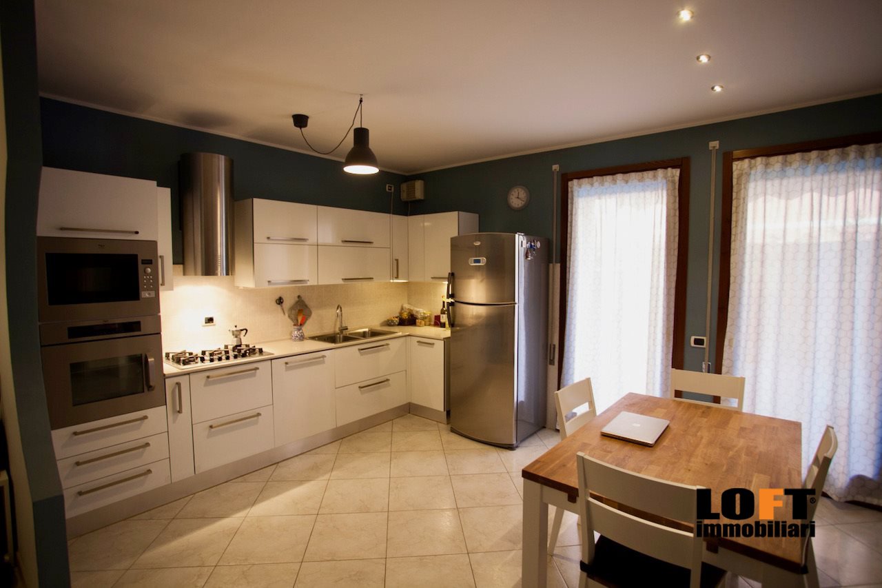 Trilocale in vendita a Ponte San Nicol�