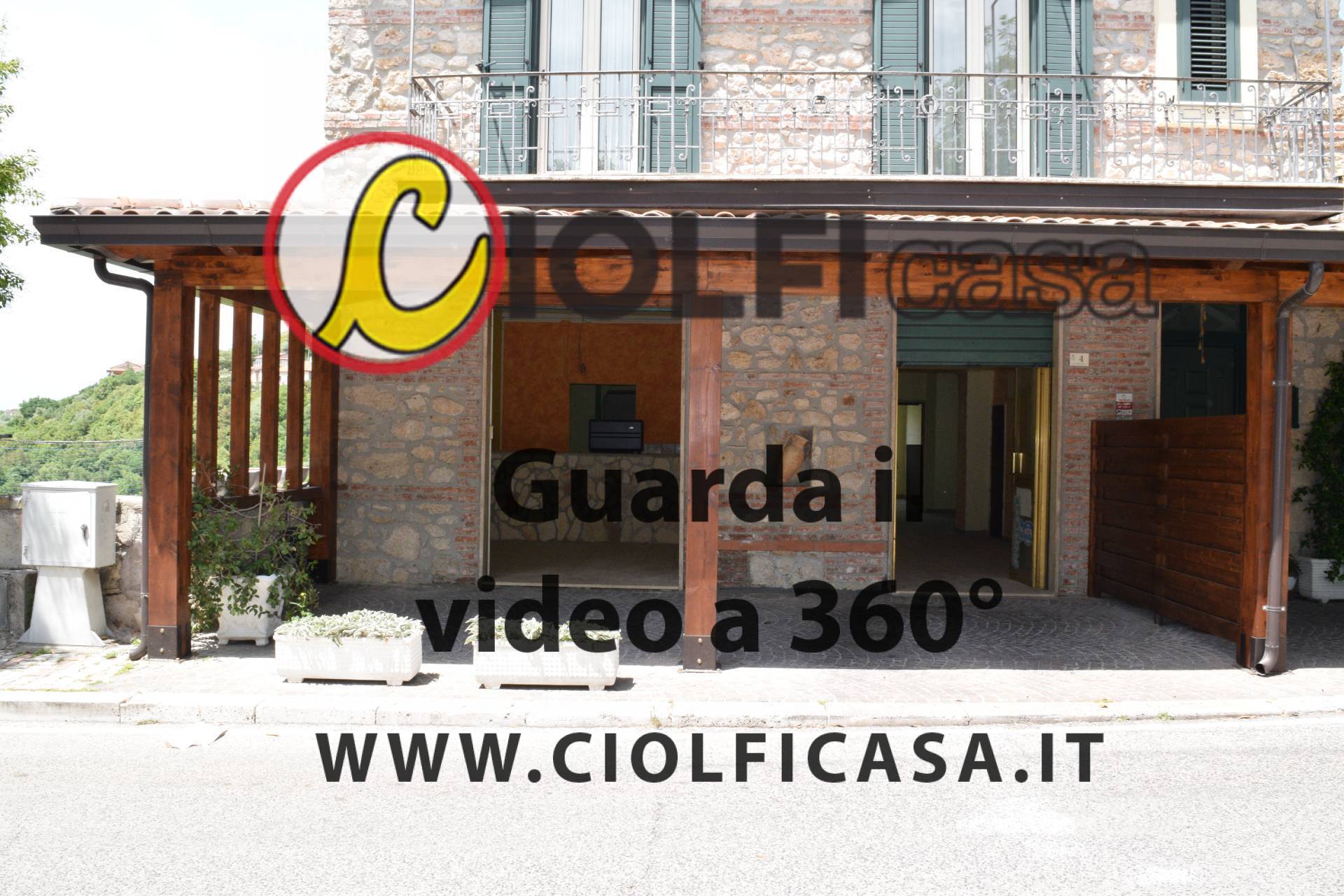 Locale commerciale in affitto a Piedimonte San Germano, Piedimonte Alta