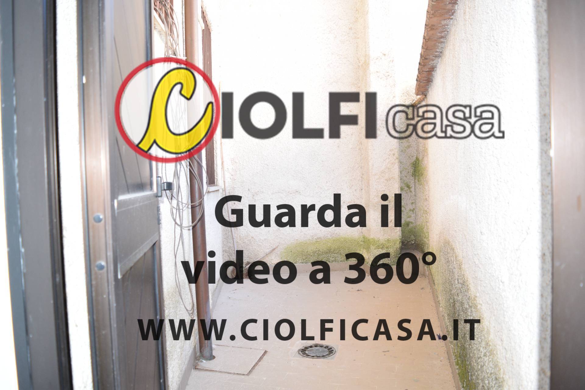 Locale commerciale in affitto a Sant'Apollinare