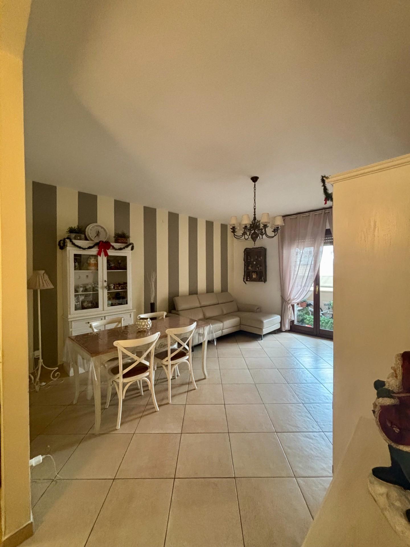 Appartamento ristrutturato, Carrara marina di