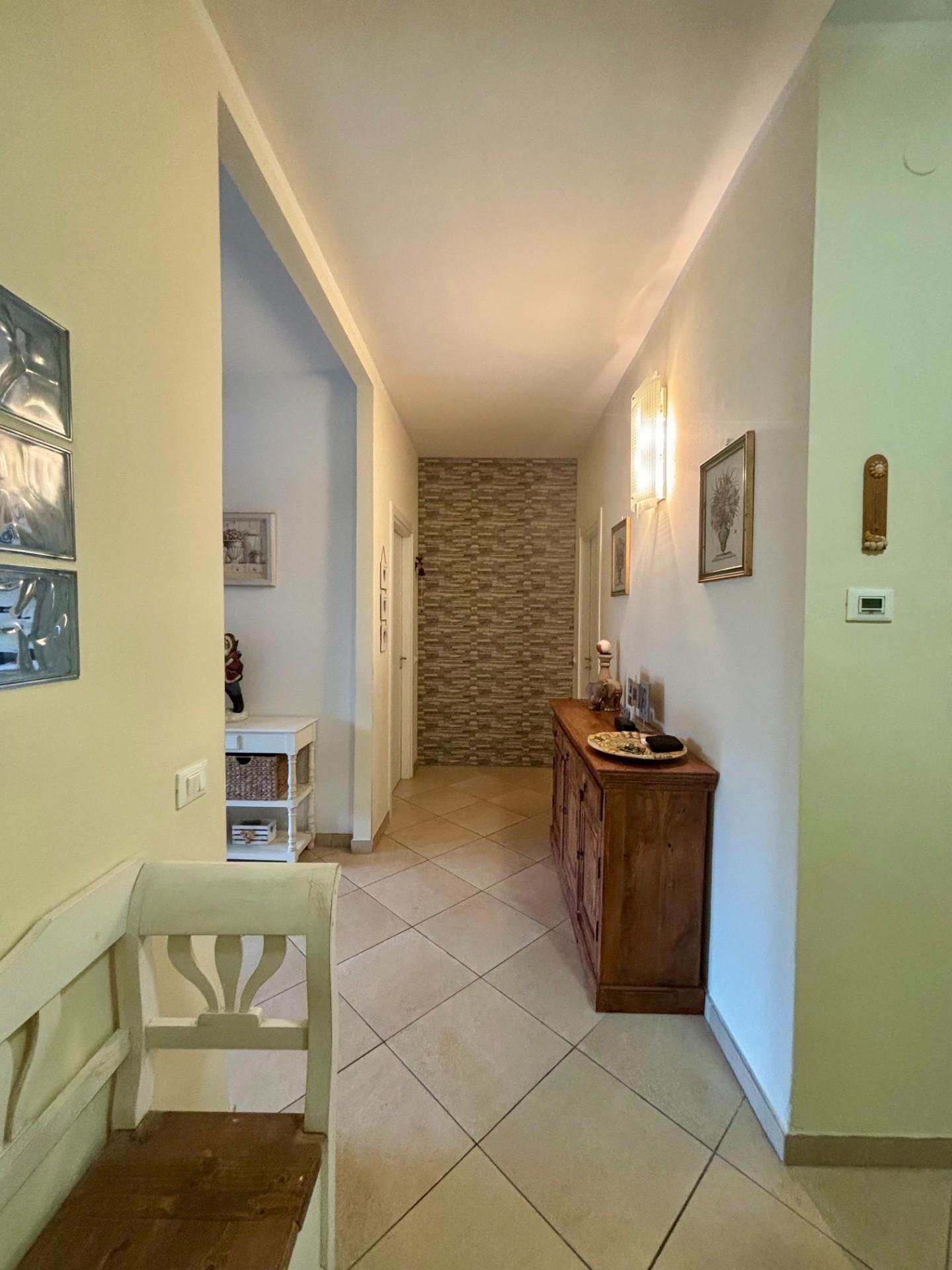 Appartamento ristrutturato, Carrara marina di