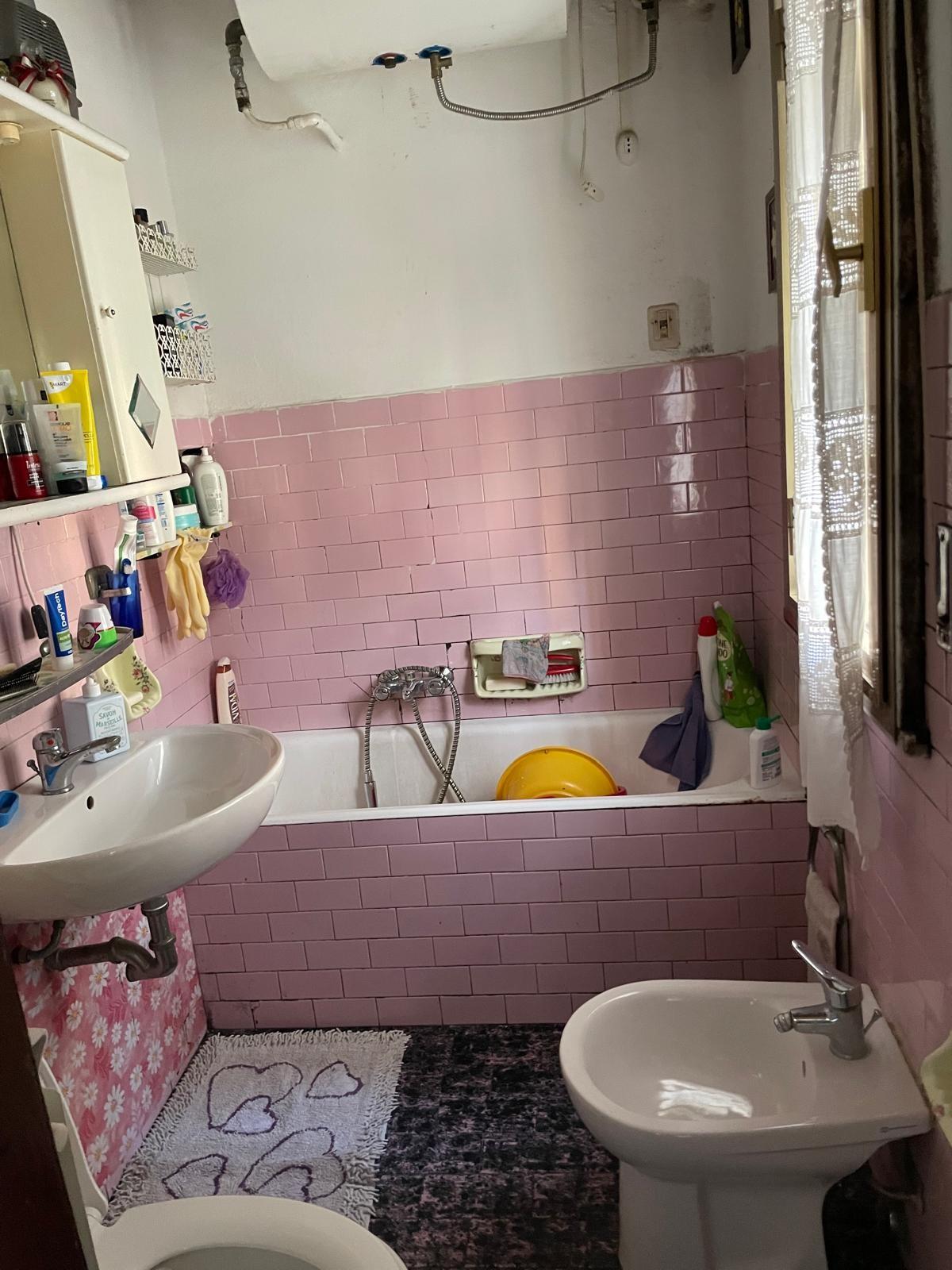 Quadrilocale in vendita a Carrara