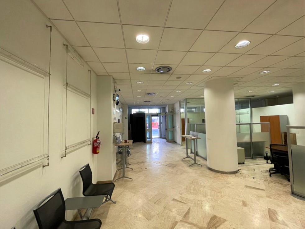 Negozio in vendita a Cagliari