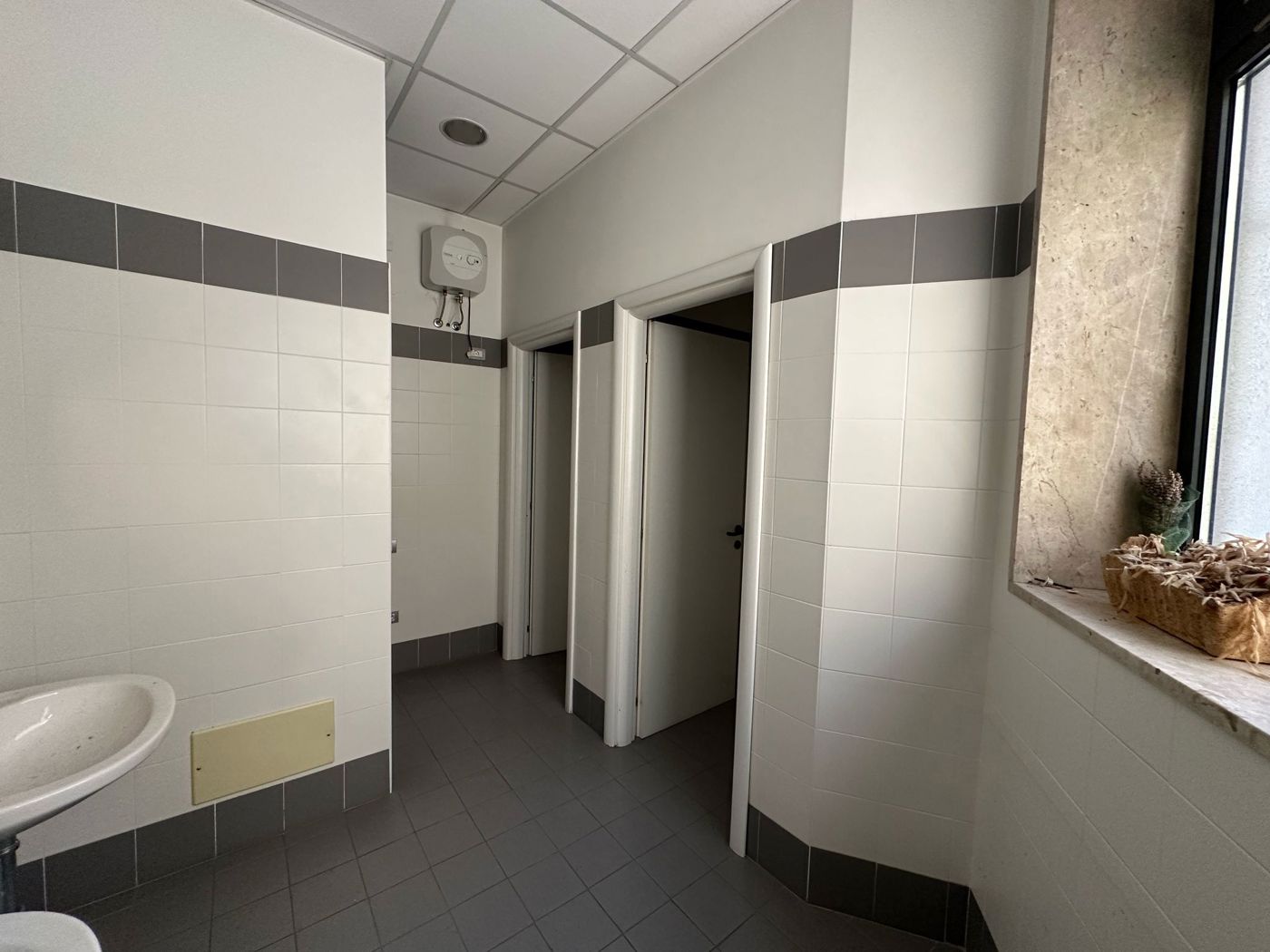 Negozio in affitto a Cagliari