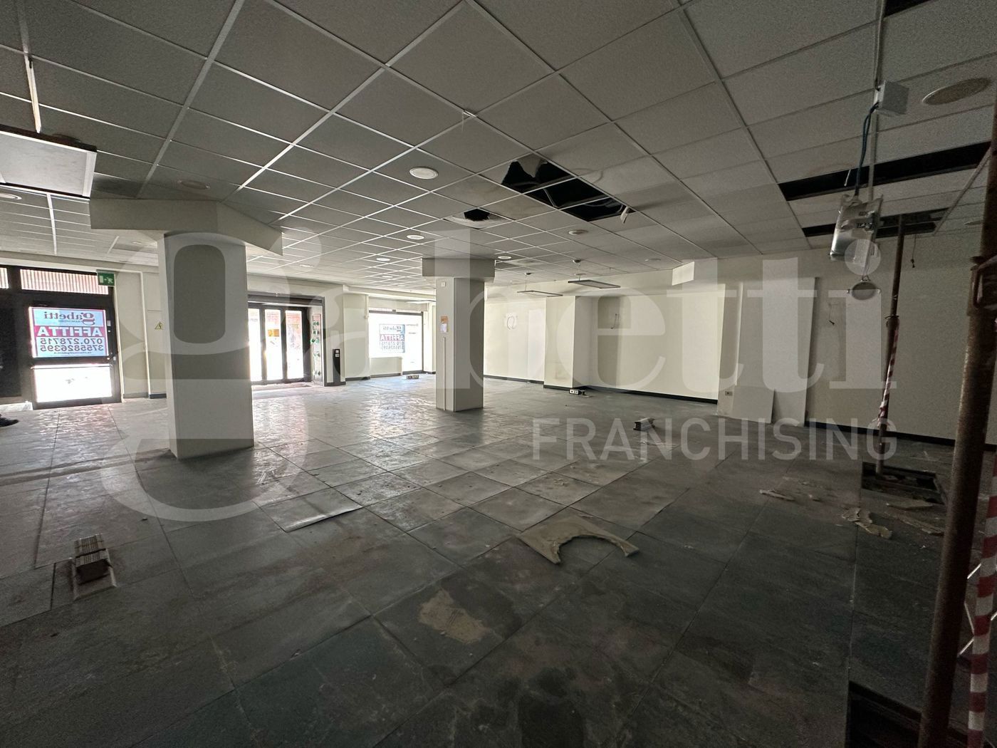 Negozio in affitto a Cagliari