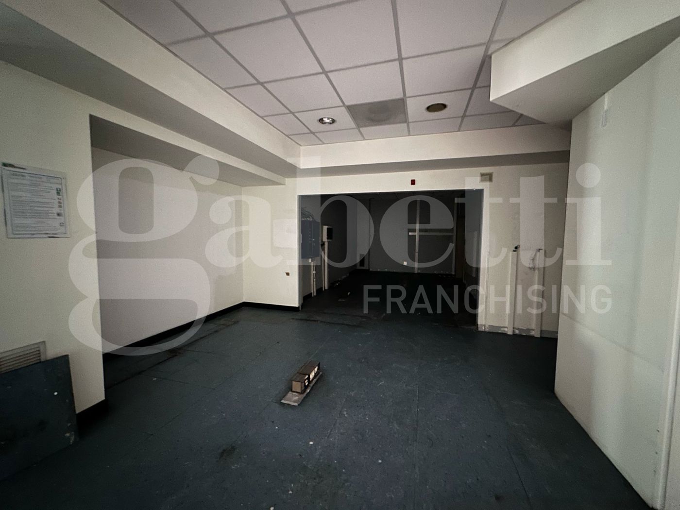 Negozio in affitto a Cagliari