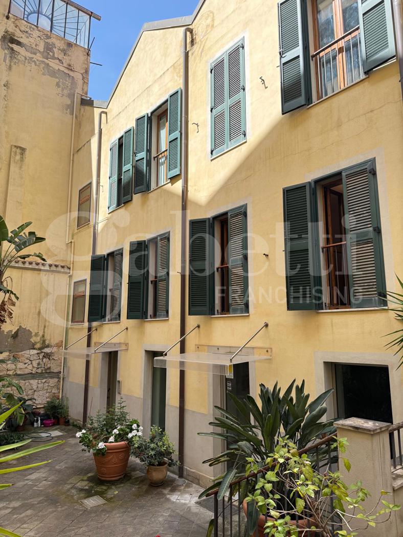 Quadrilocale in vendita a Cagliari