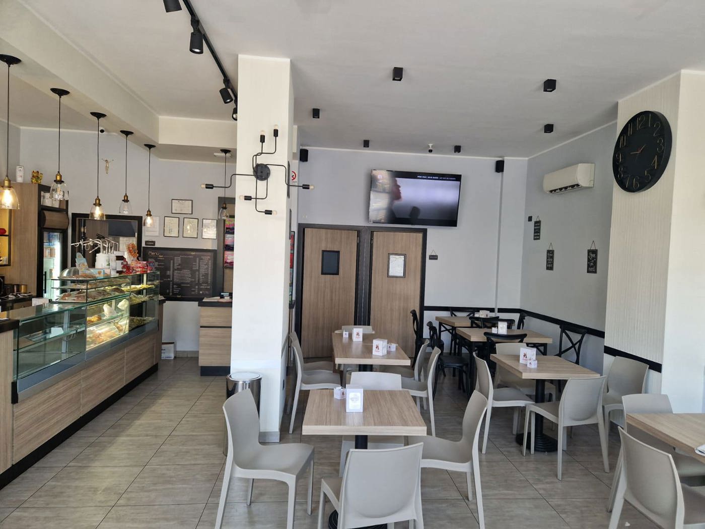 Attivit� commerciale Bar e tabacchi in vendita a Messina